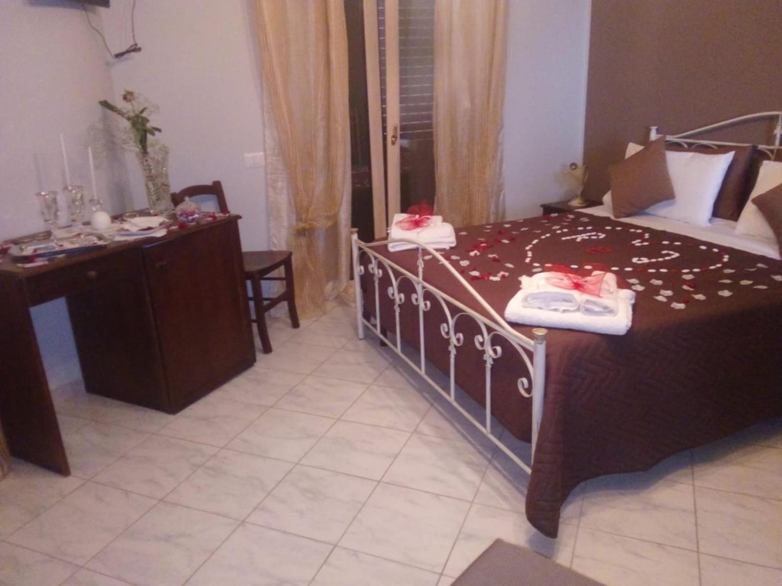 Double Room with Private Bathroom photo 3