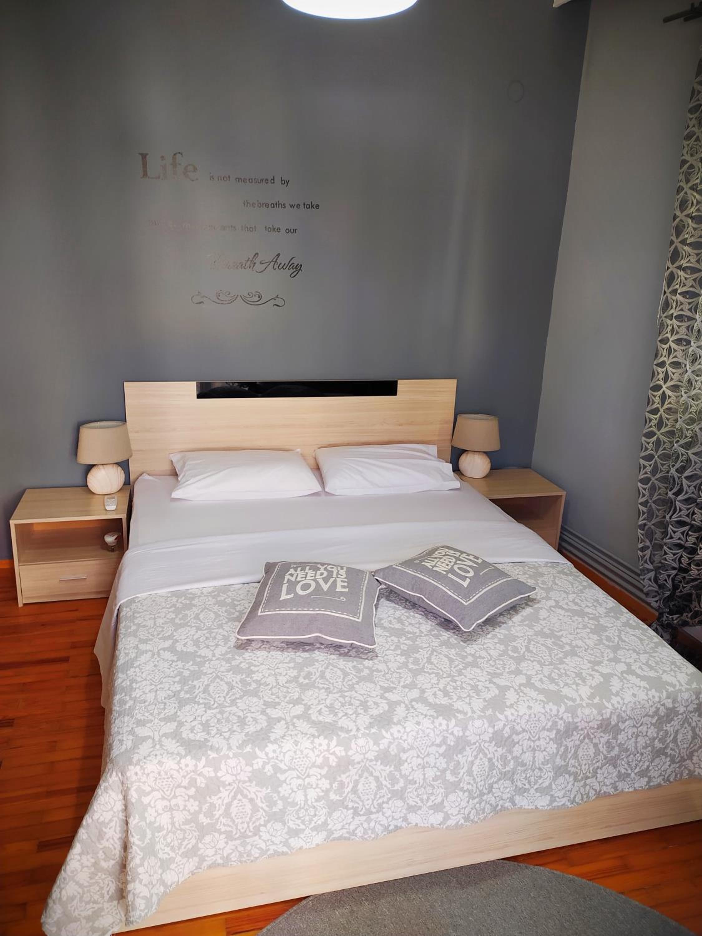 Apartment - Photo 32