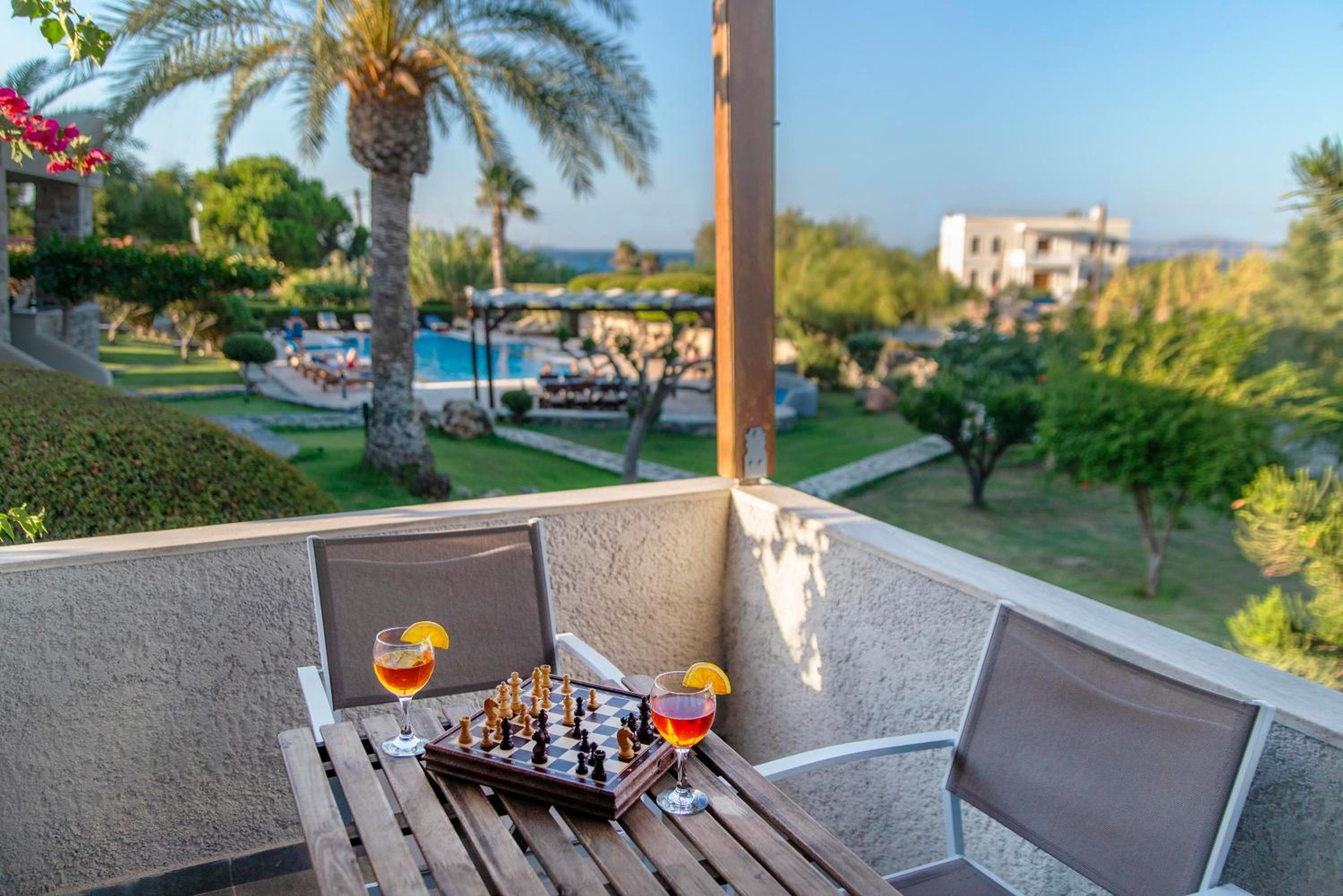 Two-Bedroom Apartment by the Pool  photo 2