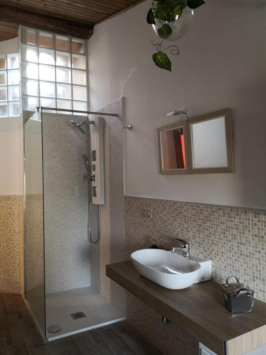 Comfort Triple Room - Photo 8