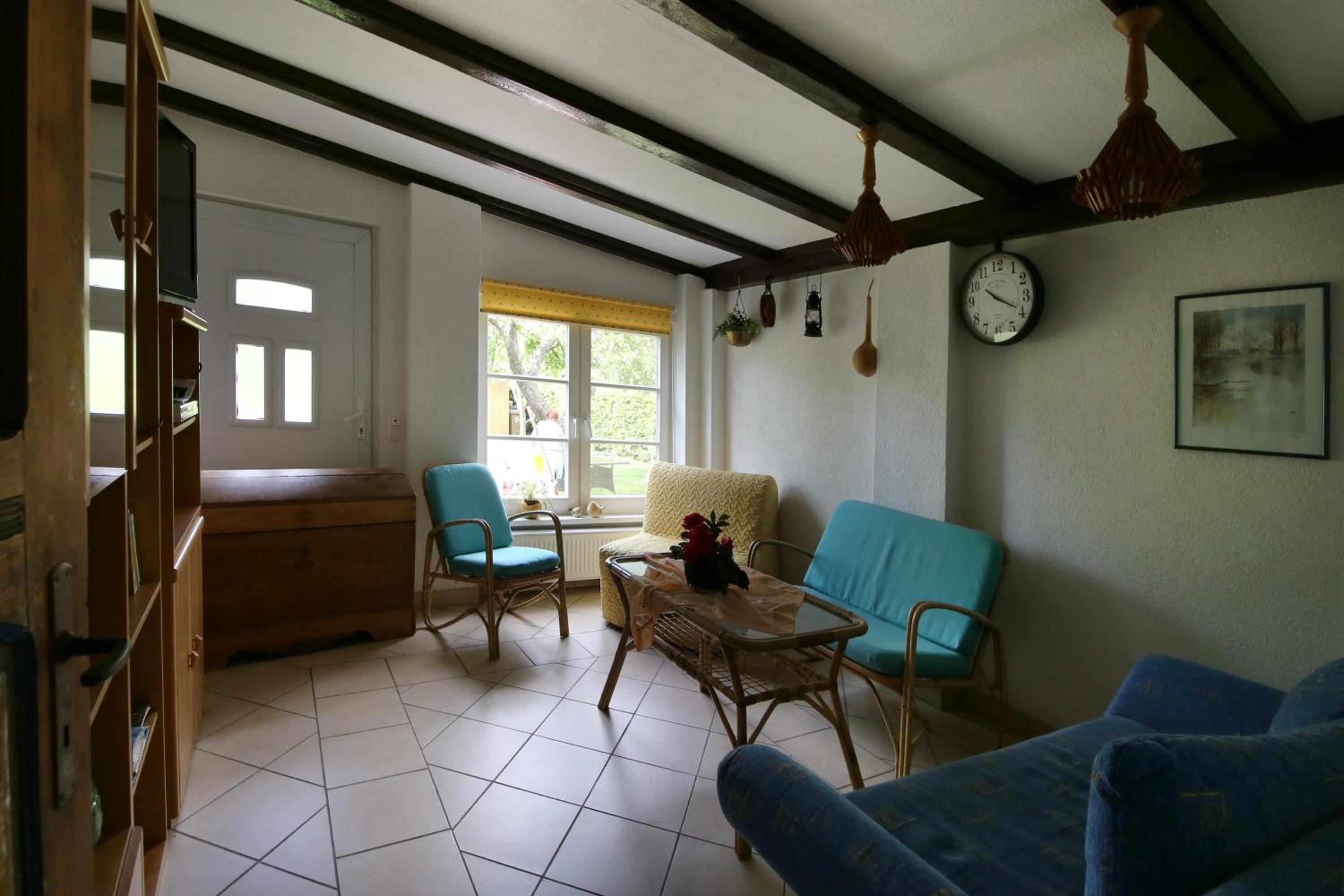 One-Bedroom Apartment with Terrace photo 1