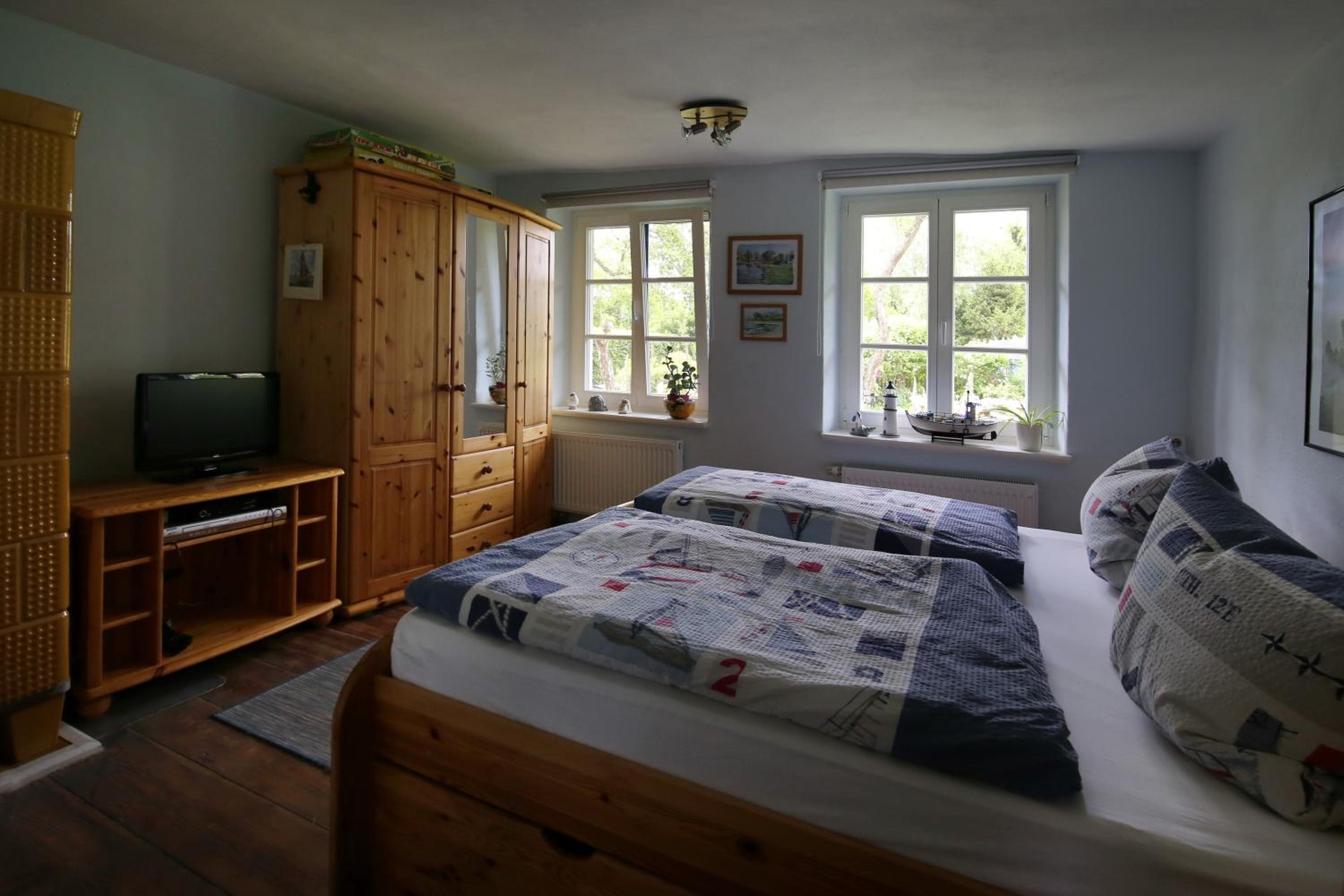One-Bedroom Apartment with Terrace photo 3