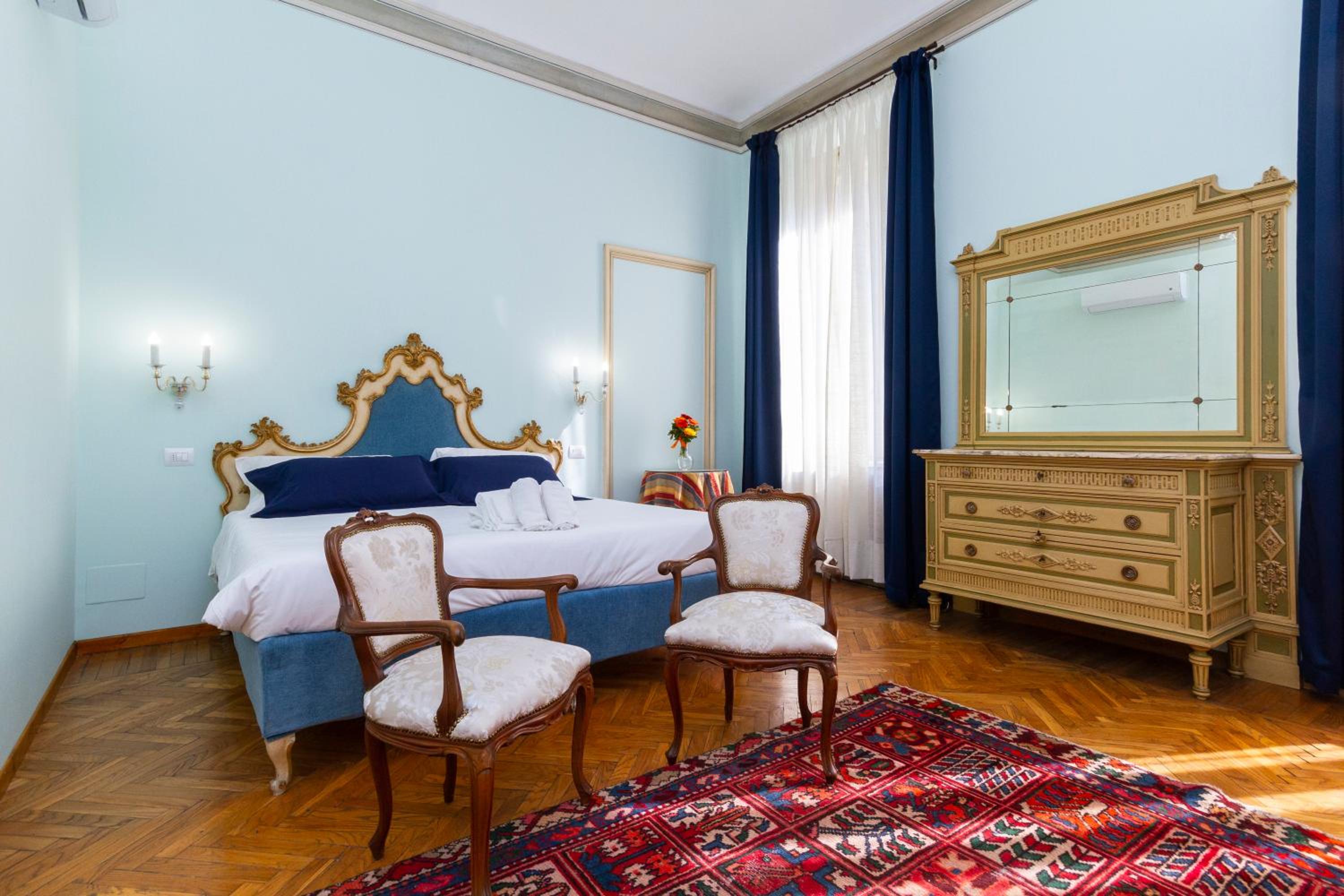 Quadruple Room with Private Bathroom - Photo 1