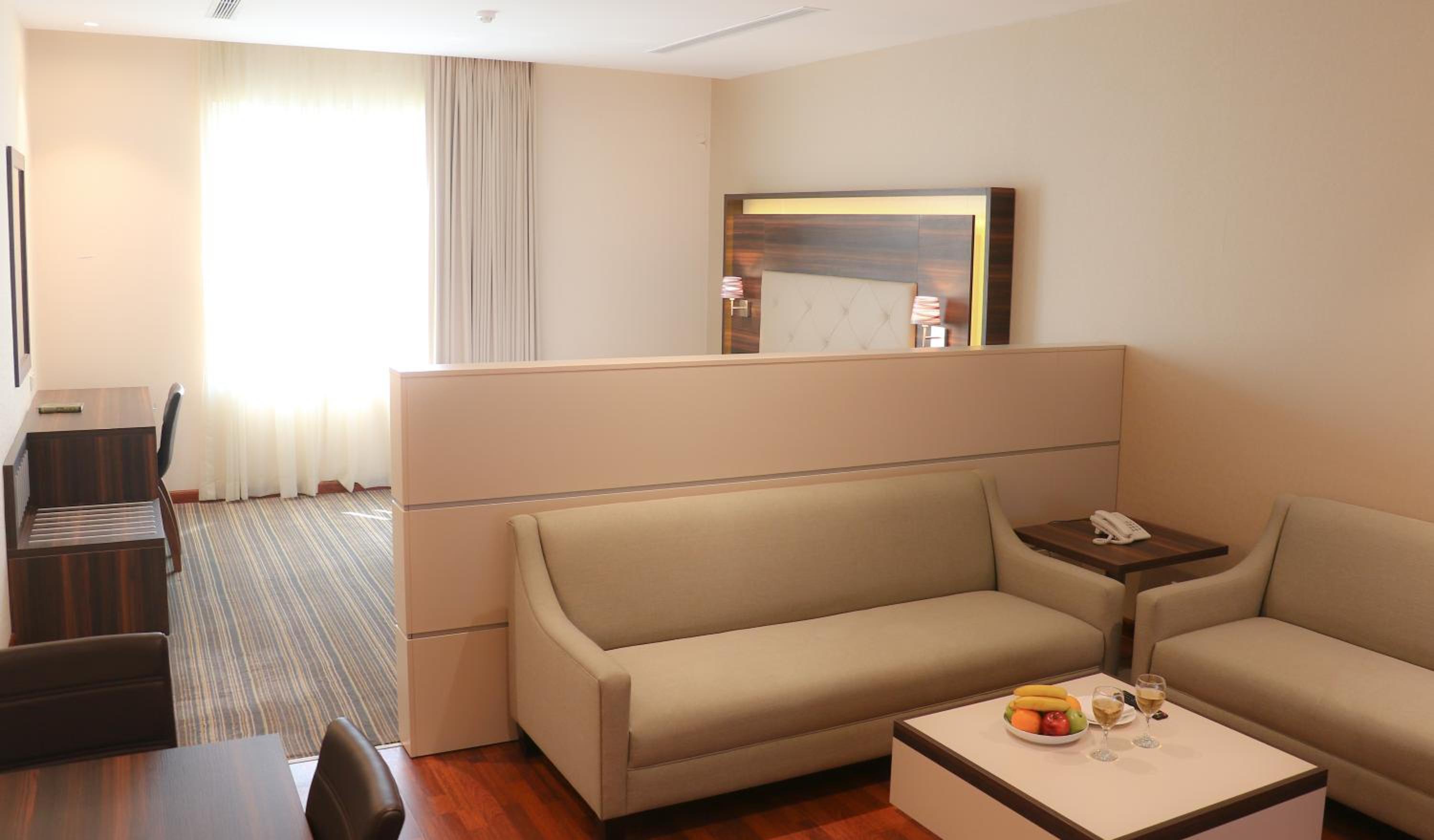 Deluxe Family Suite photo 3