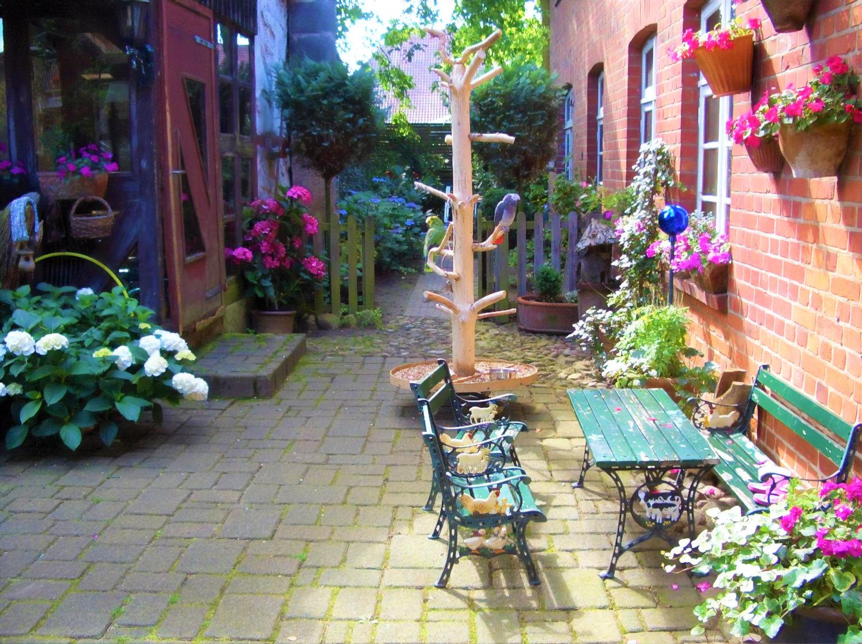 Apartment - Photo 71