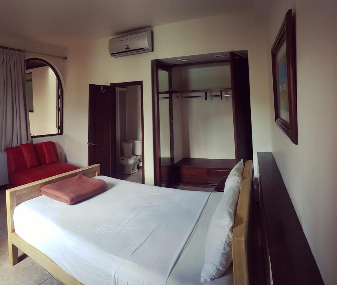 Economy Double Room photo 3