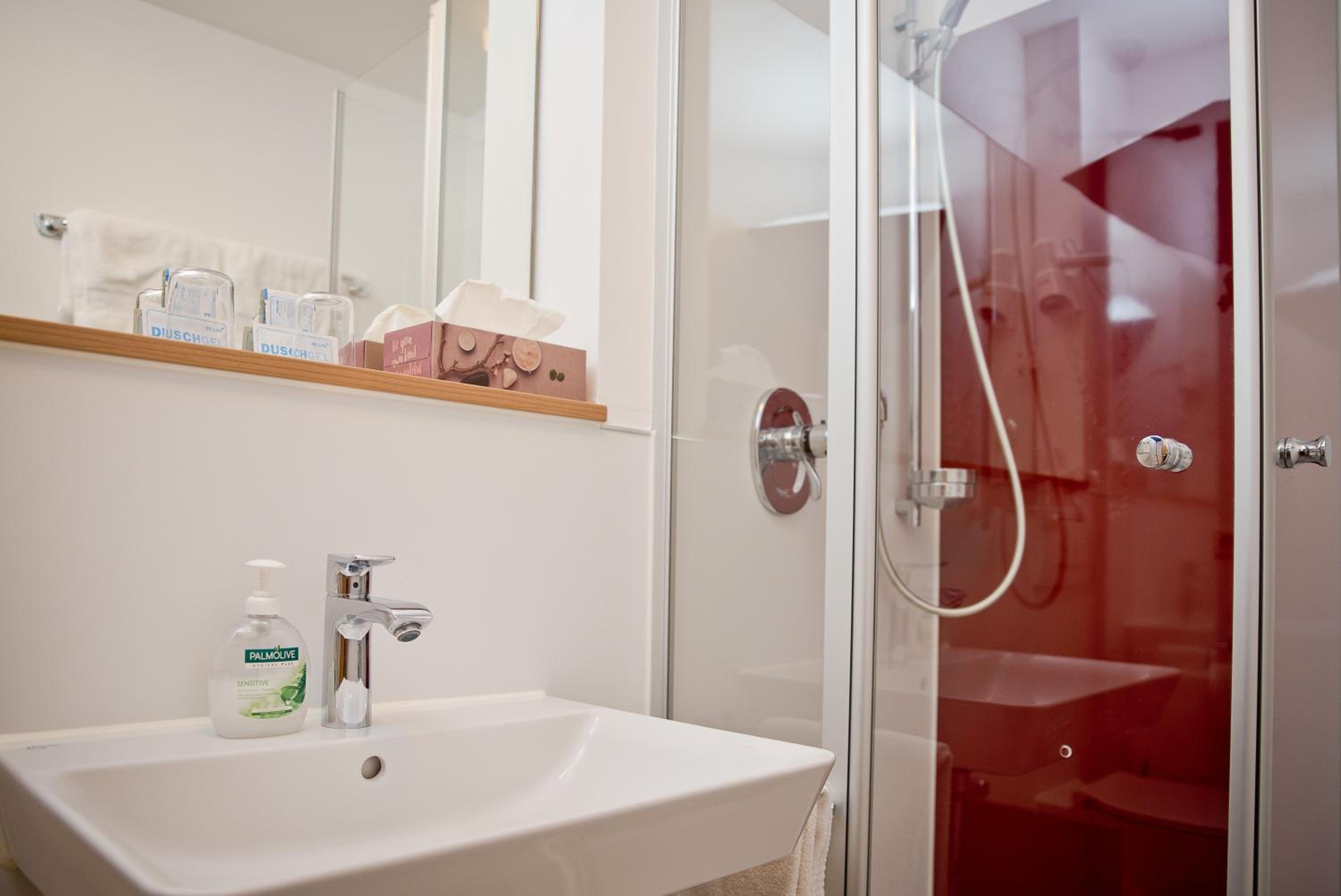Double Room with Private Bathroom photo 2