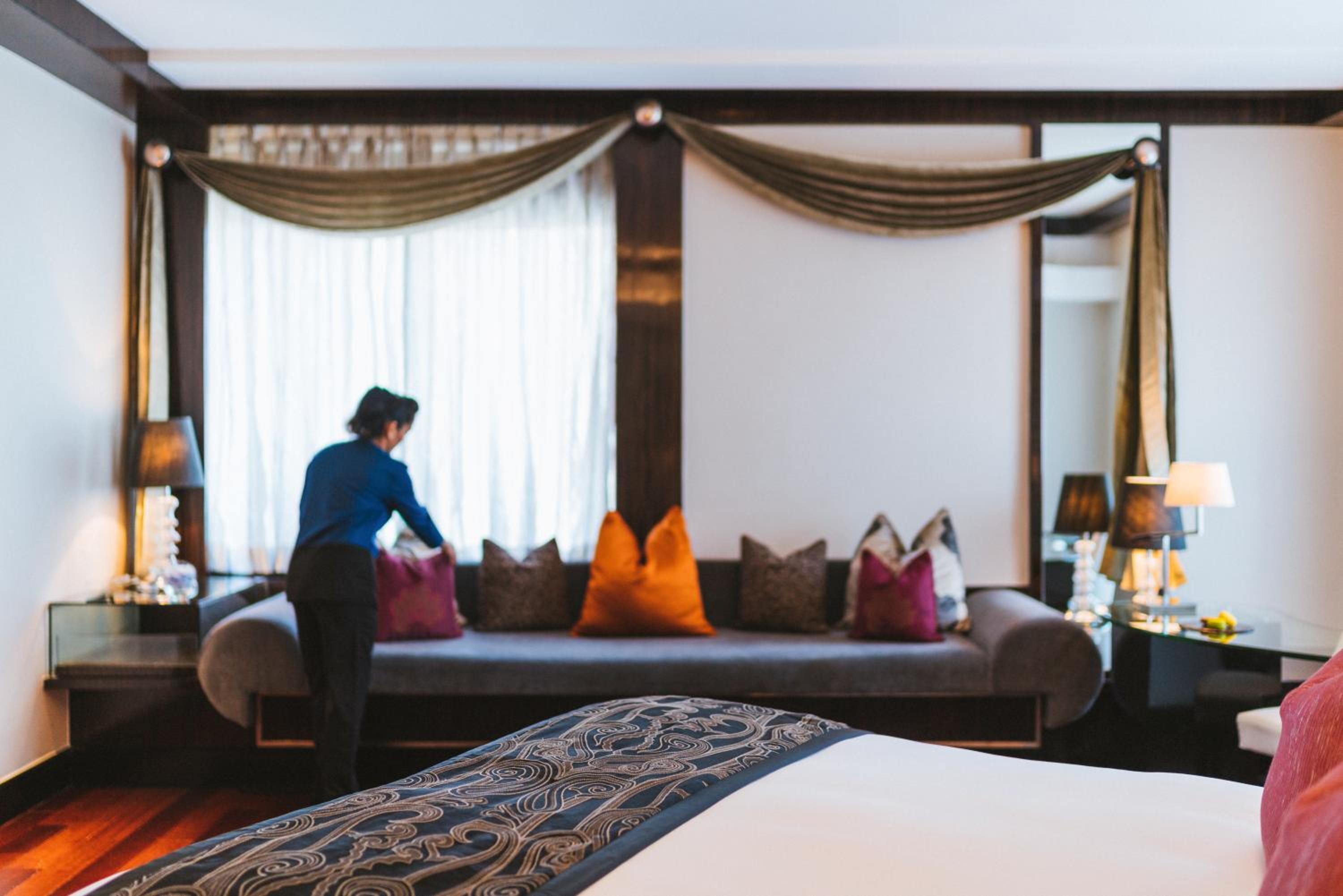 Junior Suite, King Bed with Lounge Access, Breakfast, Hi-tea, Cocktail Hours, Meeting Room access for an Hour, Airport Transfers (T1 & T2)