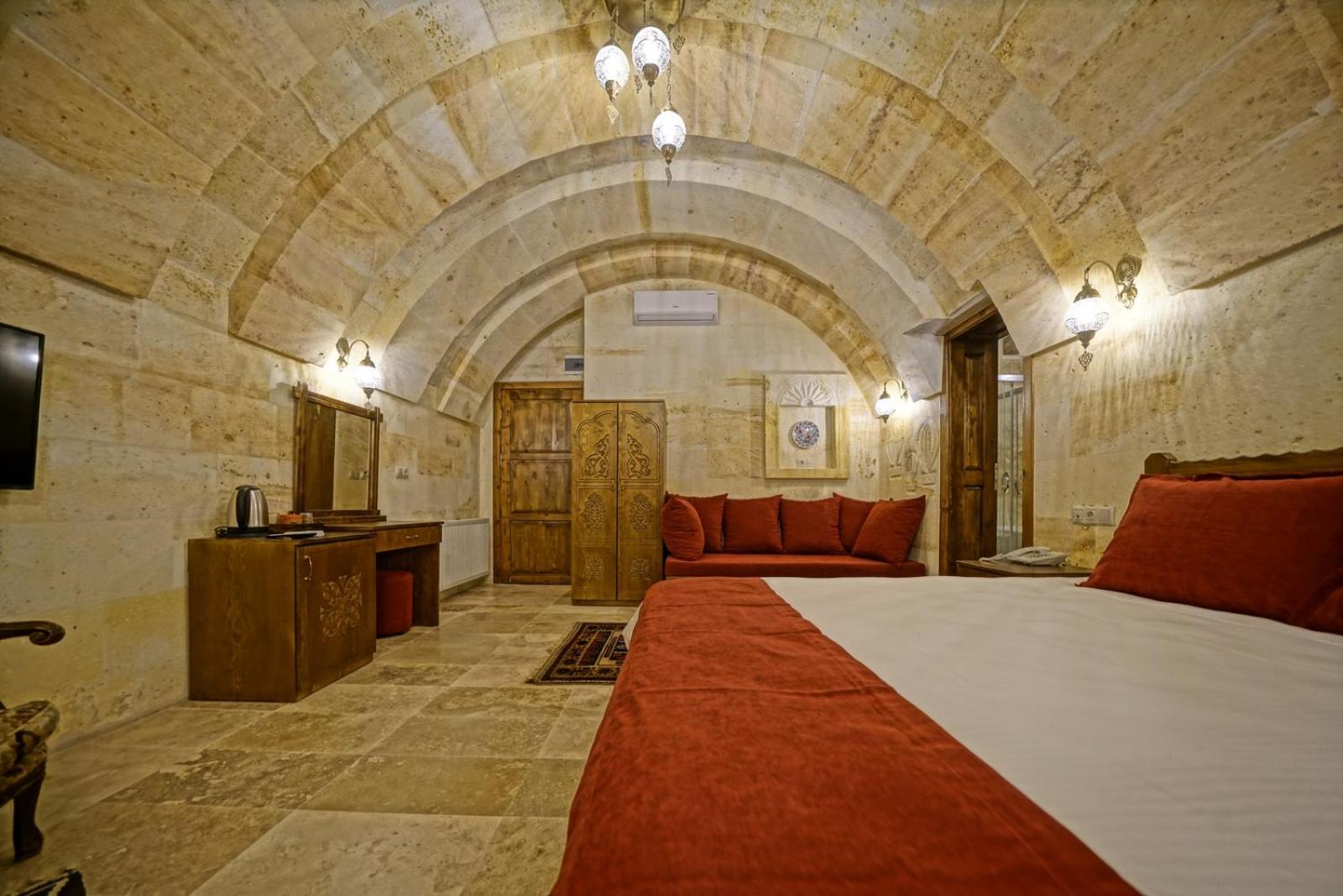 Deluxe Triple Room - Photo 10