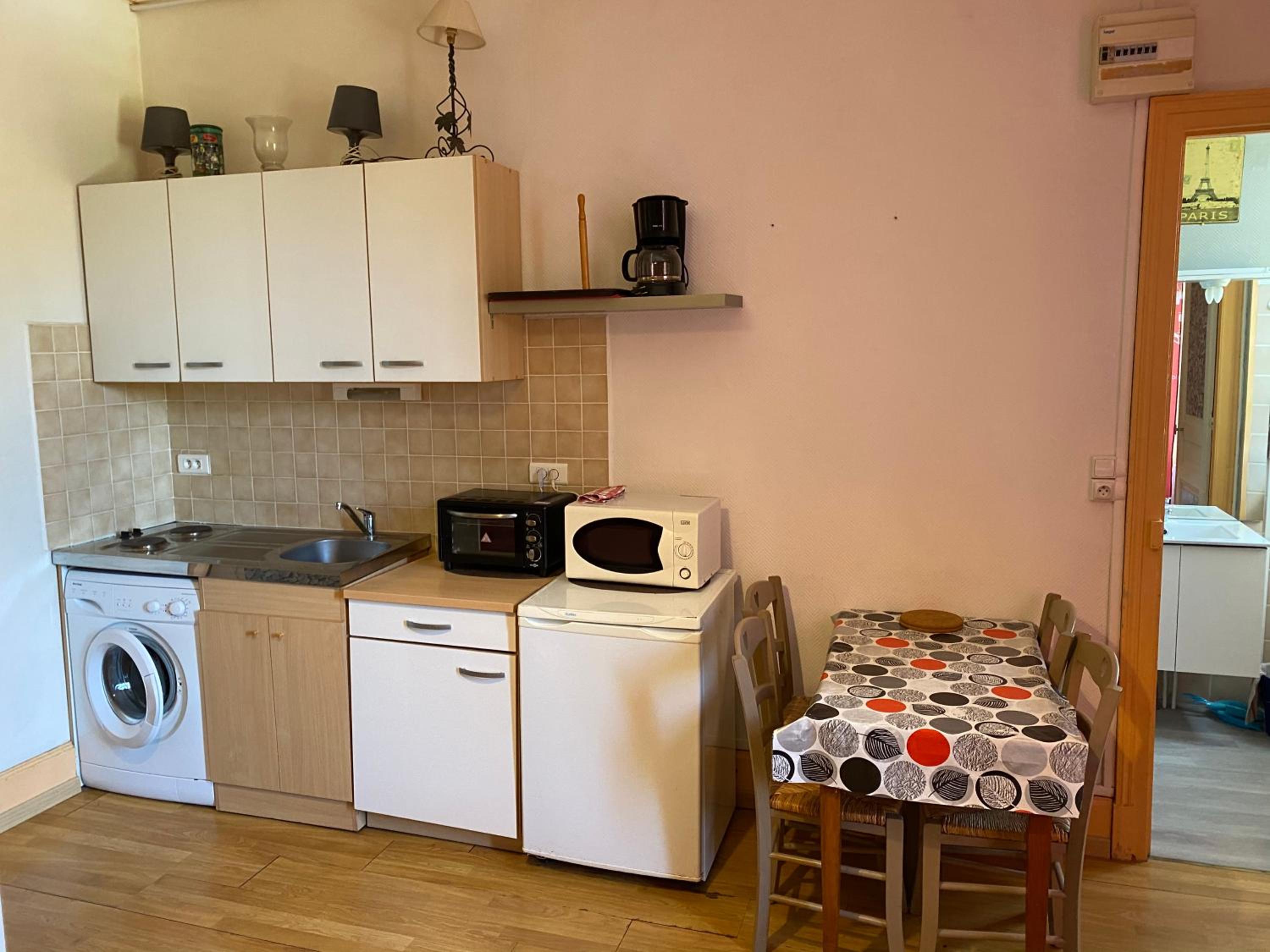 Family Studio - Photo 2
