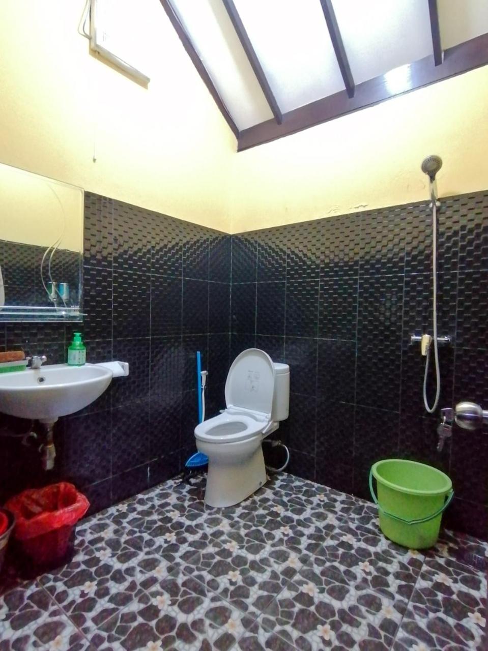Three-Bedroom Villa - Photo 16