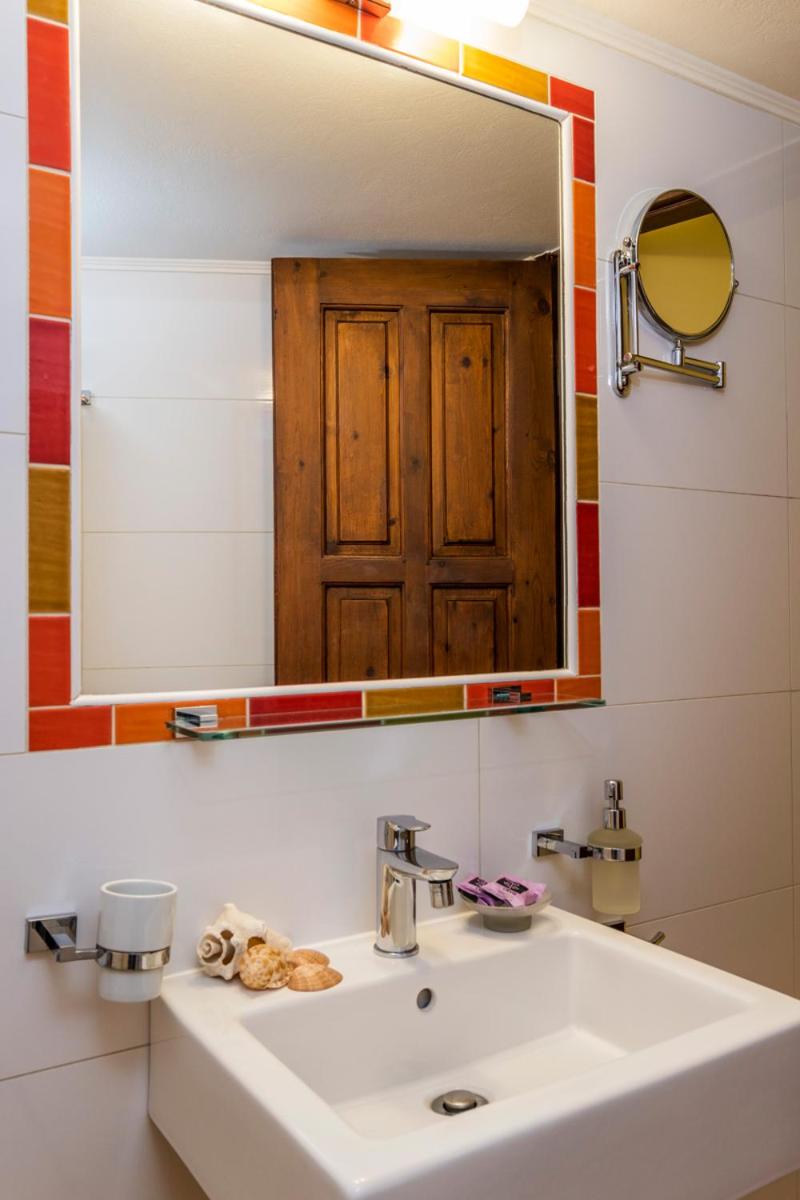 Superior Triple Room - Photo 3
