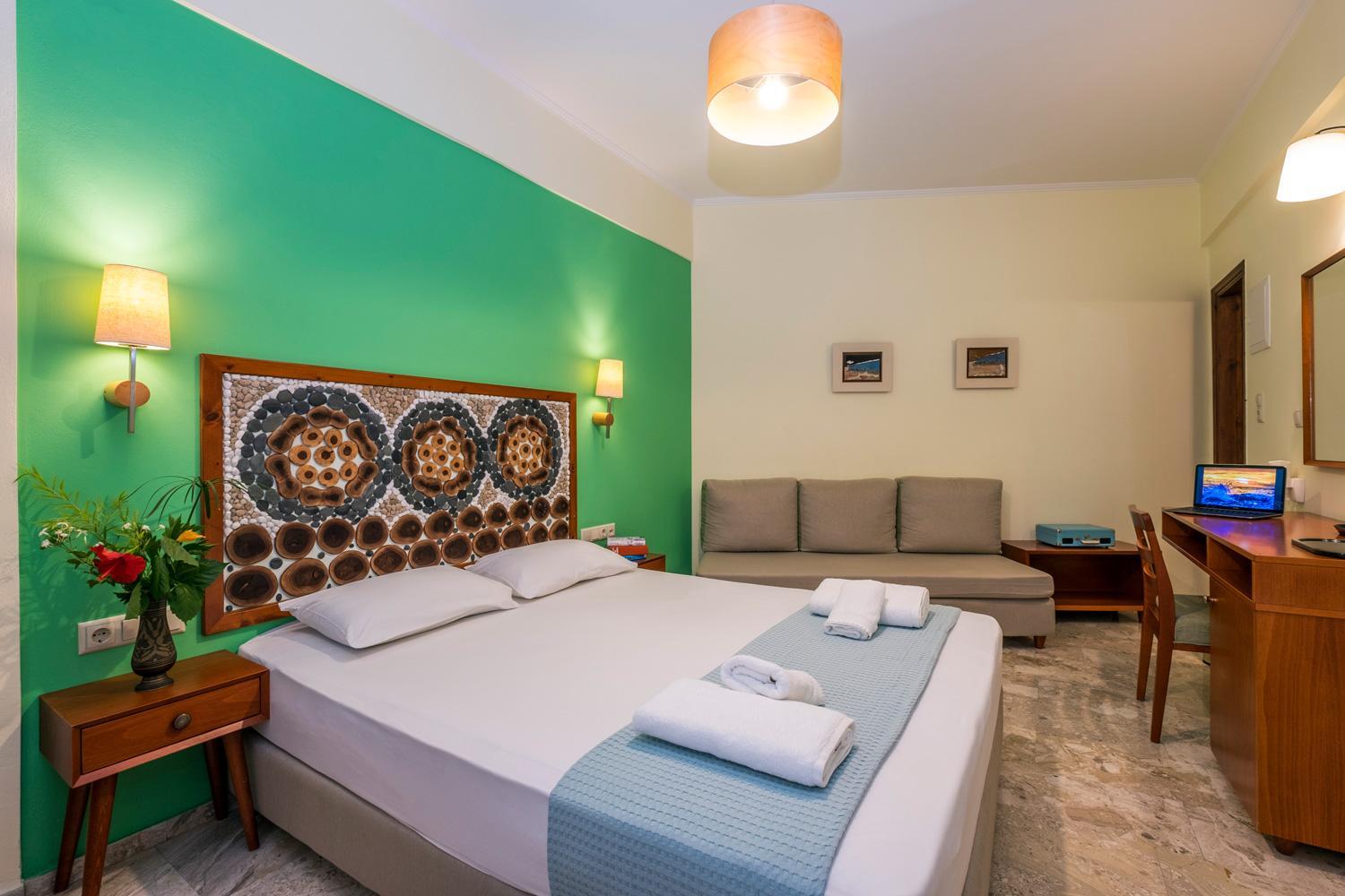 Superior Triple Room - Photo 10