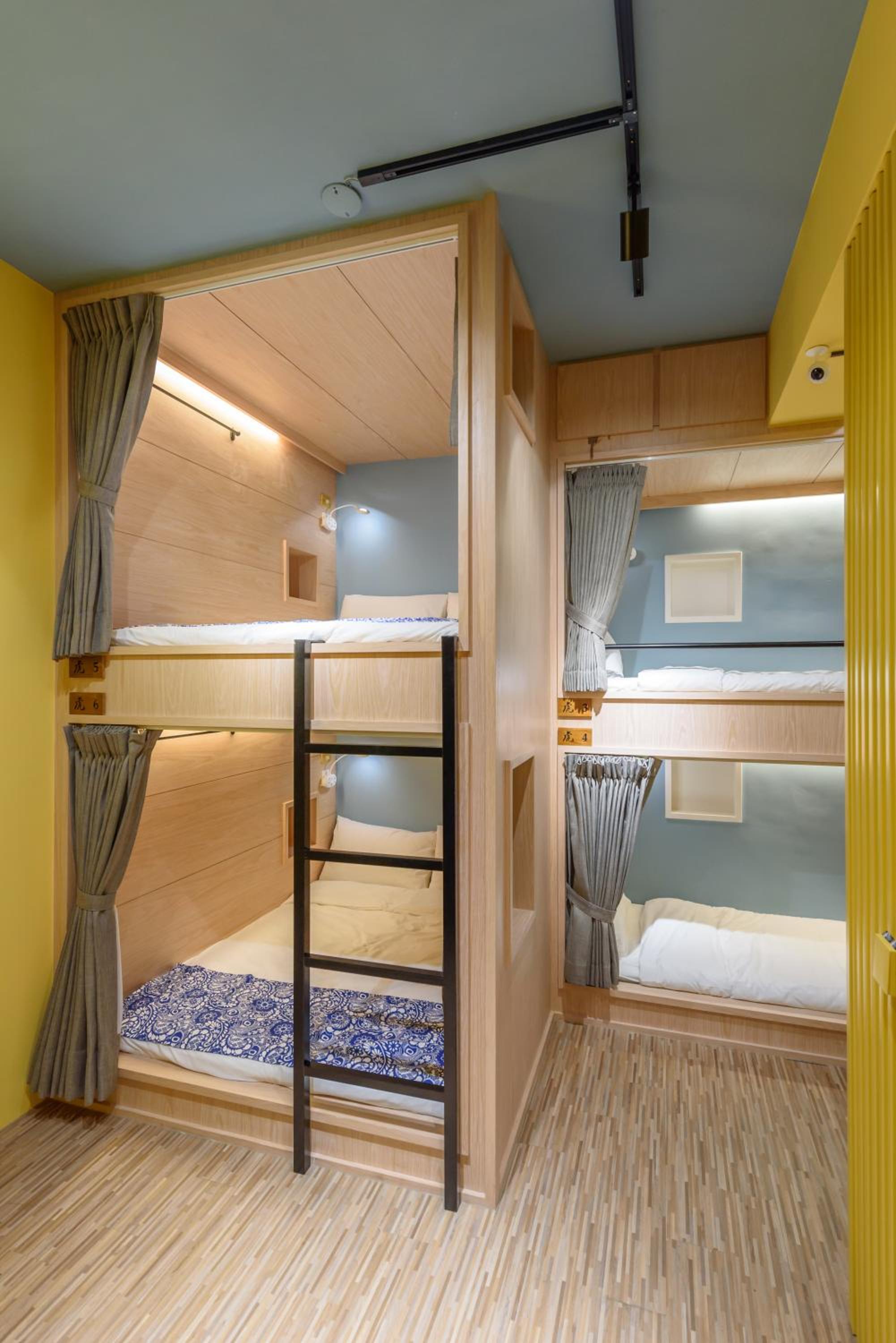 Bed in 6-Bed Dormitory Room photo 2