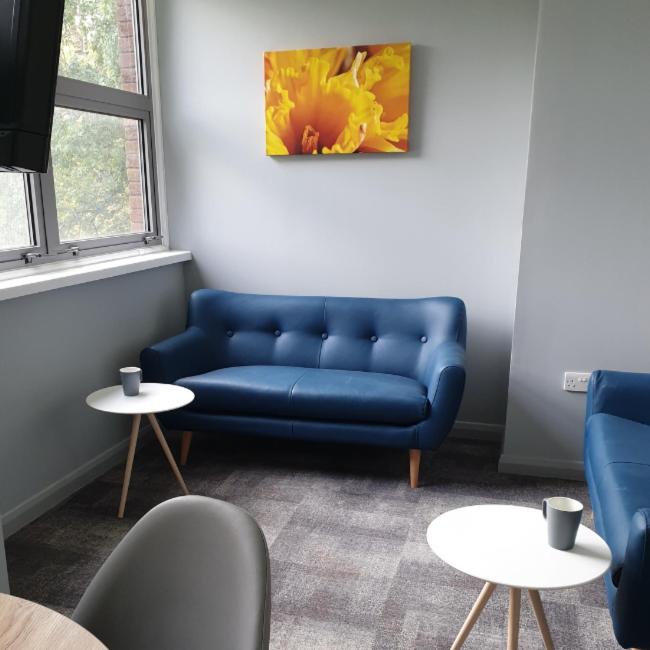 Studio Apartment - Photo 12