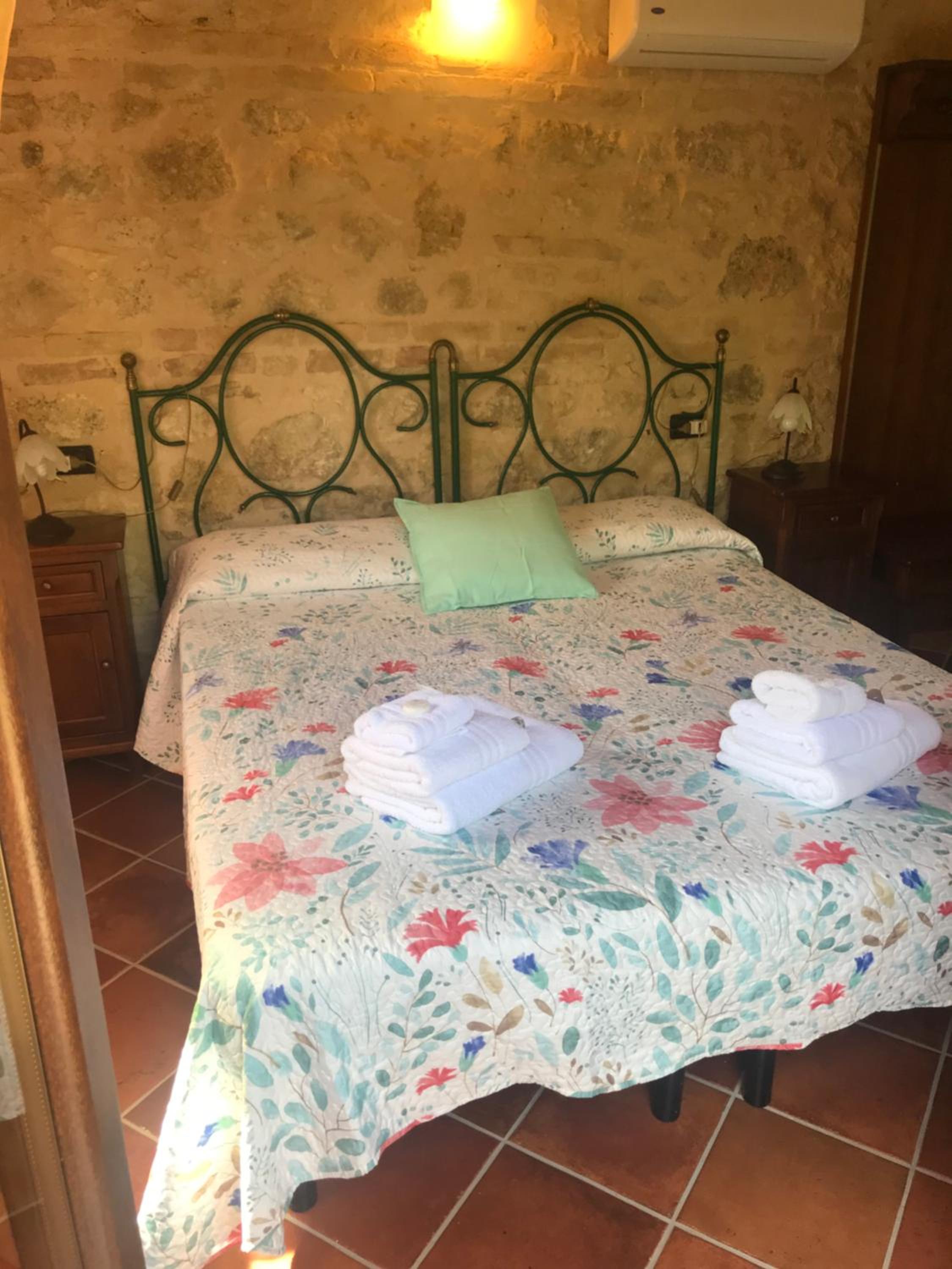 Double or Twin Room photo 1