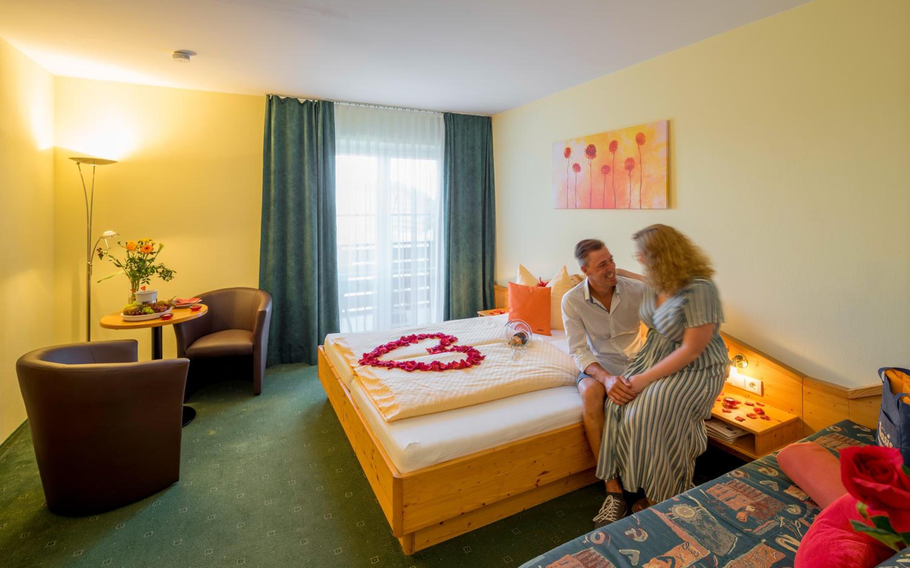 Comfort Double Room with Balcony - Photo 12
