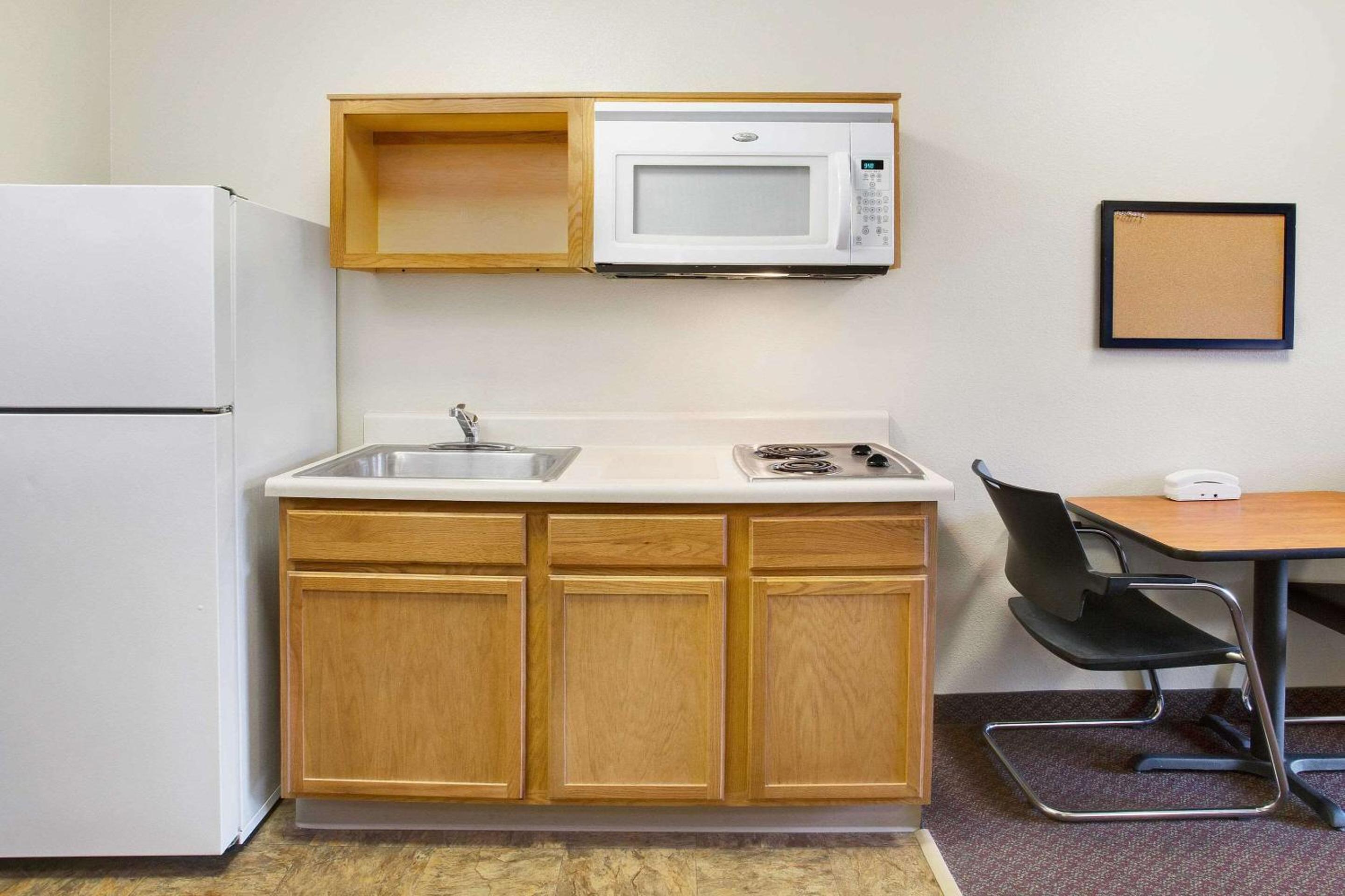 Queen Suite - Accessible photo 3