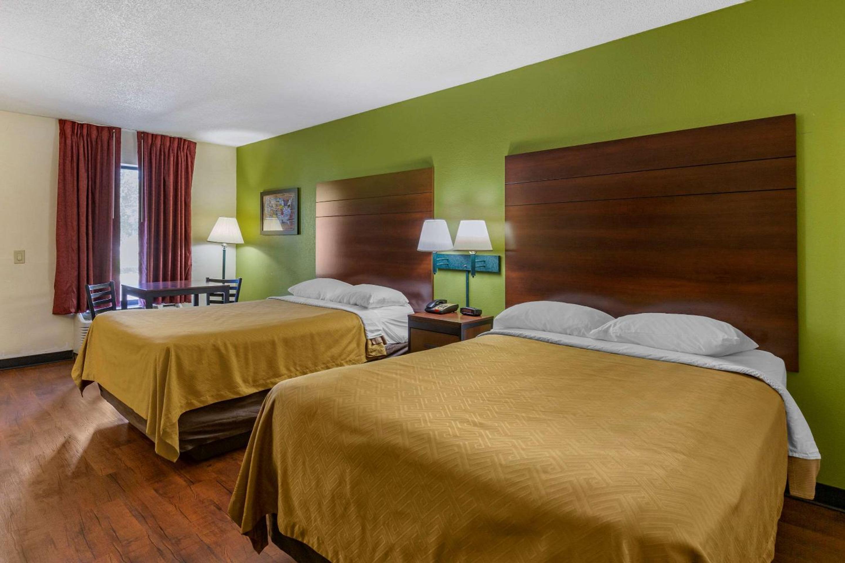 Double Room with Two Double Beds - Disability Access/Non-Smoking photo 1