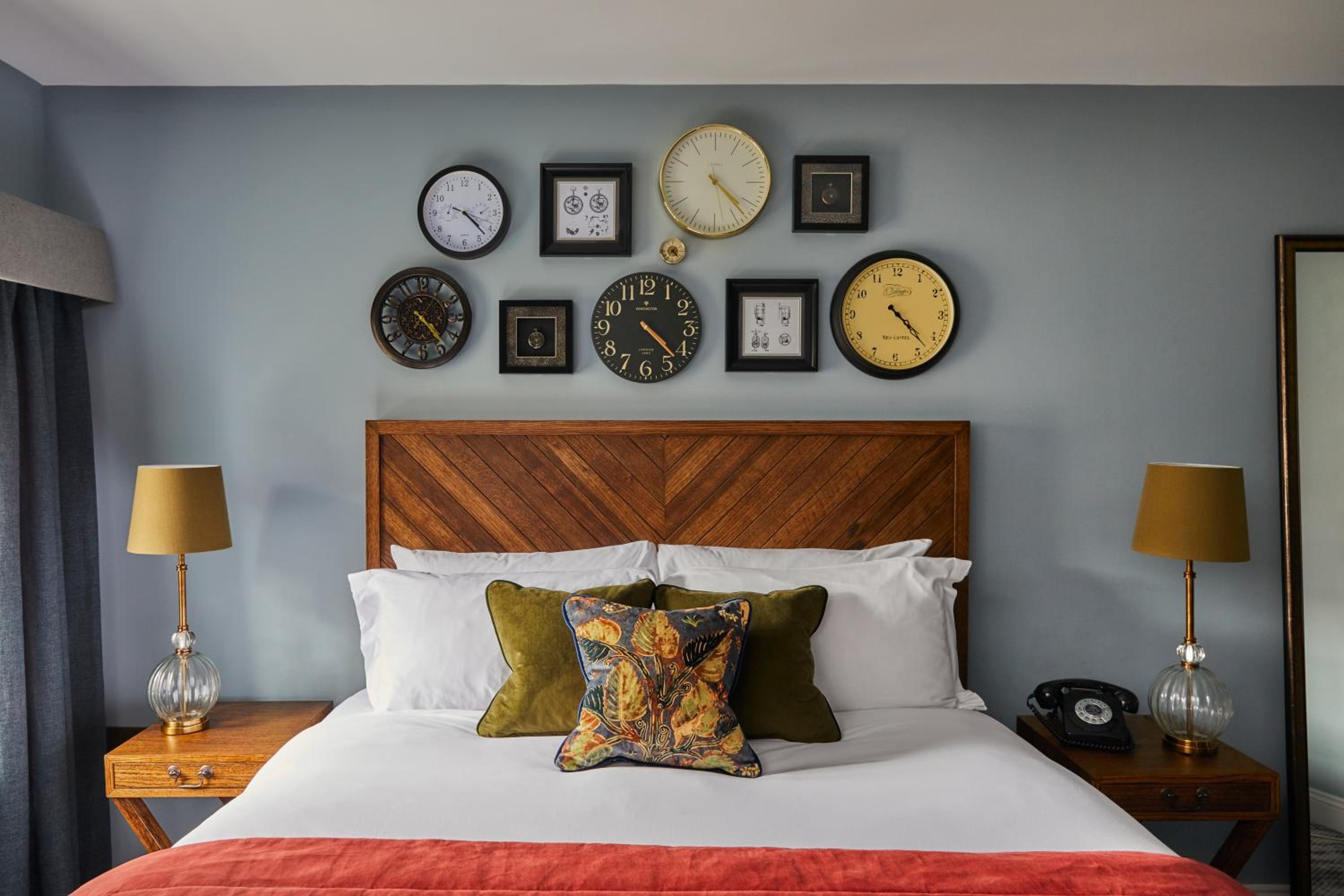 One-Bedroom King Suite - Photo 1