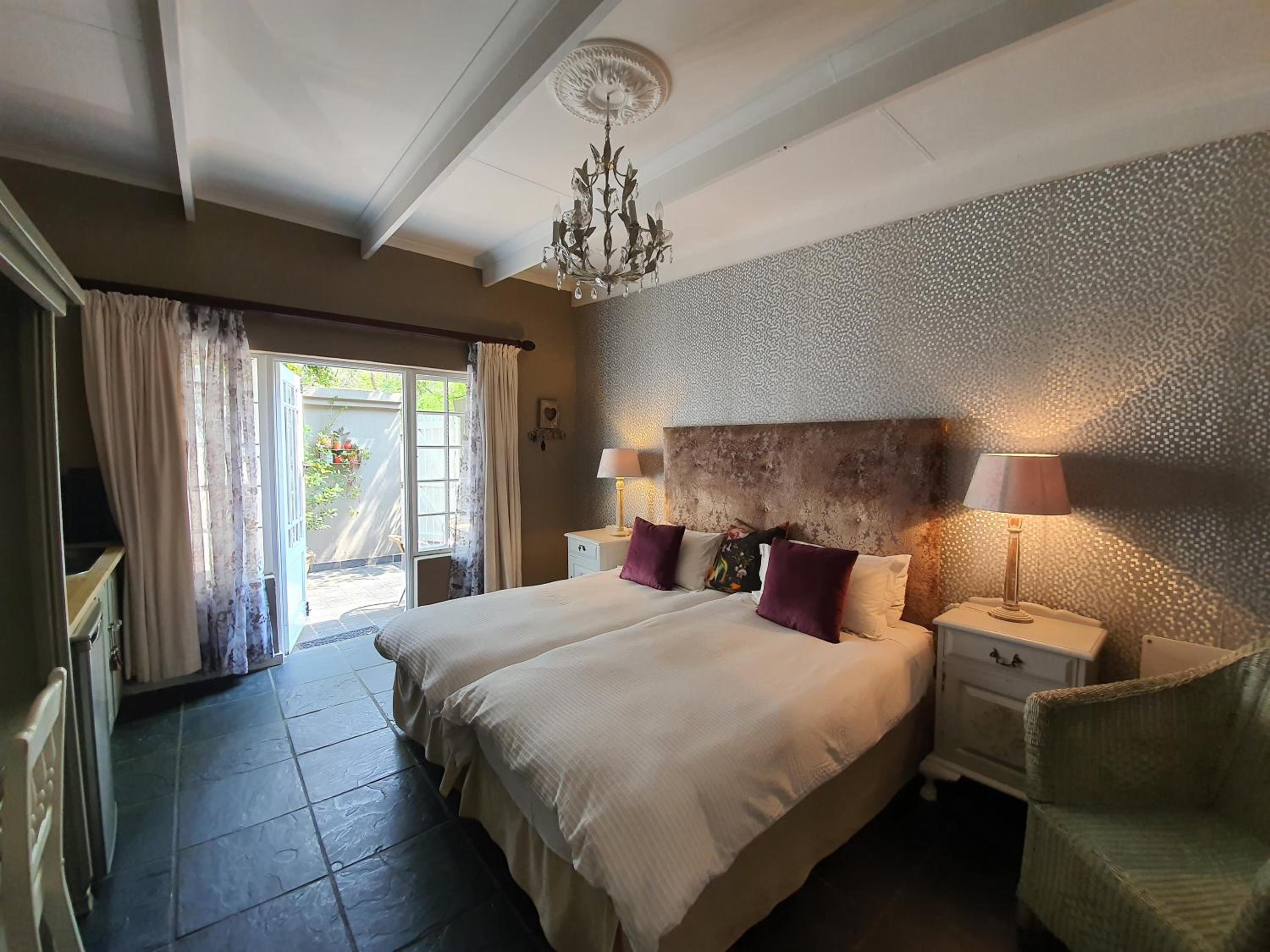 Twin/Double Room photo 1