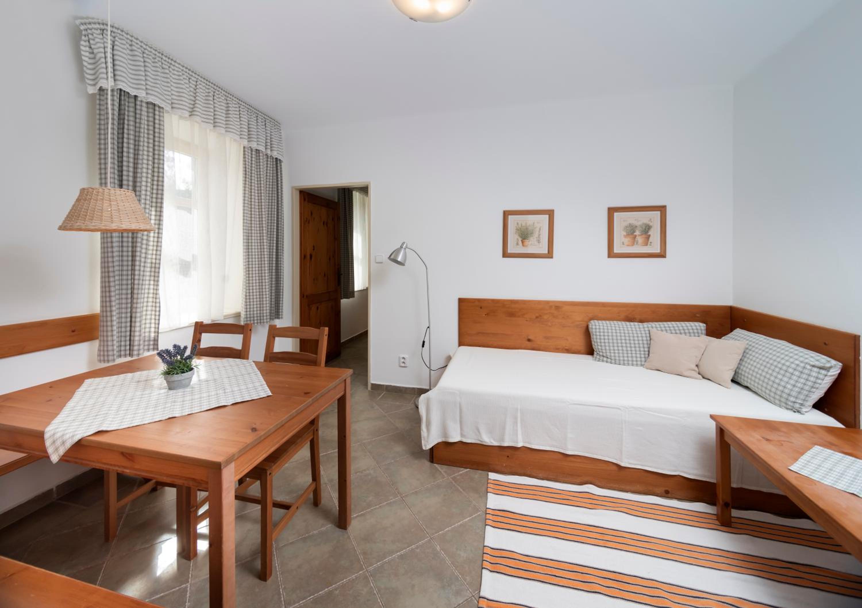 Suite with Mountain View photo 2