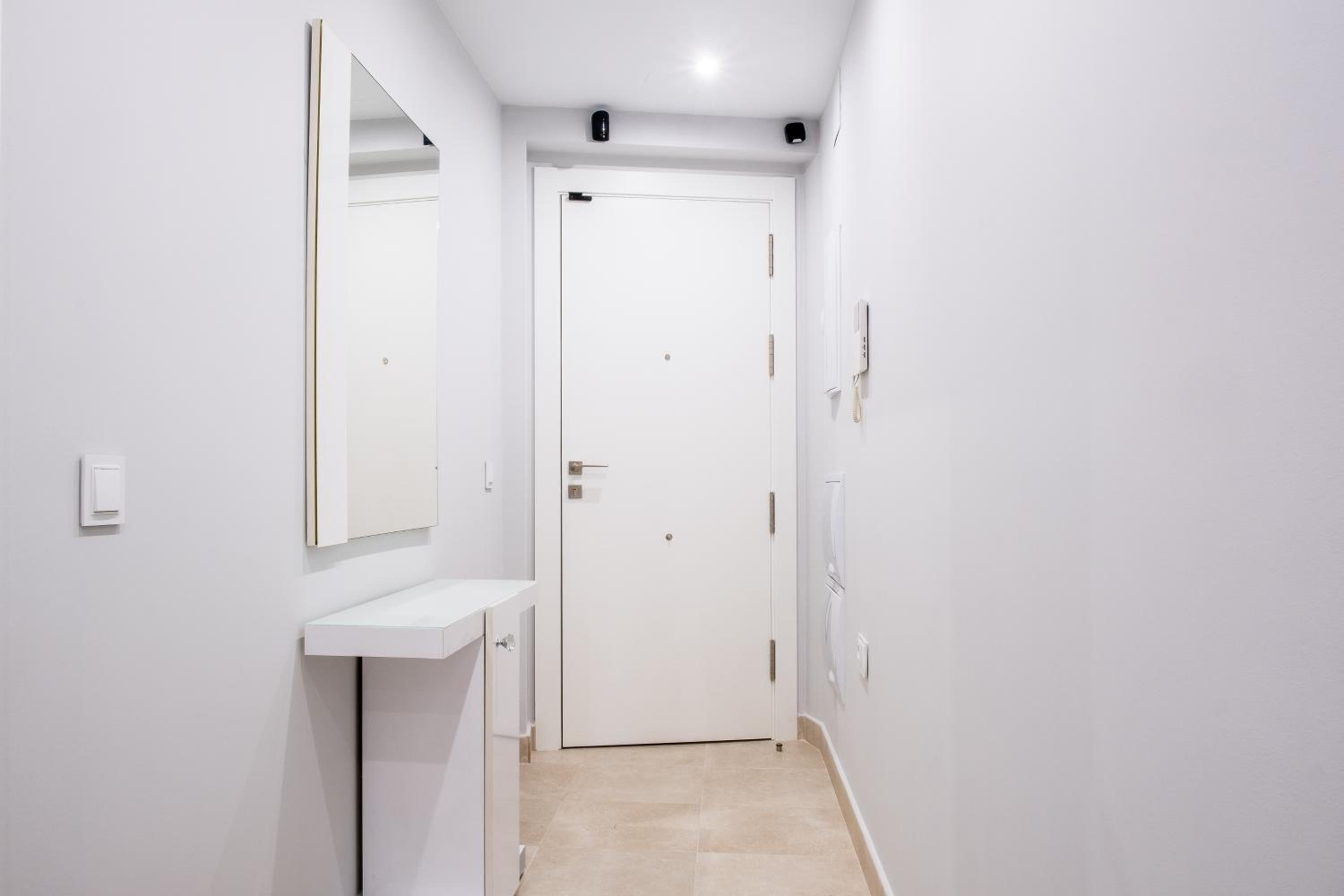 Three-Bedroom Apartment - Photo 1