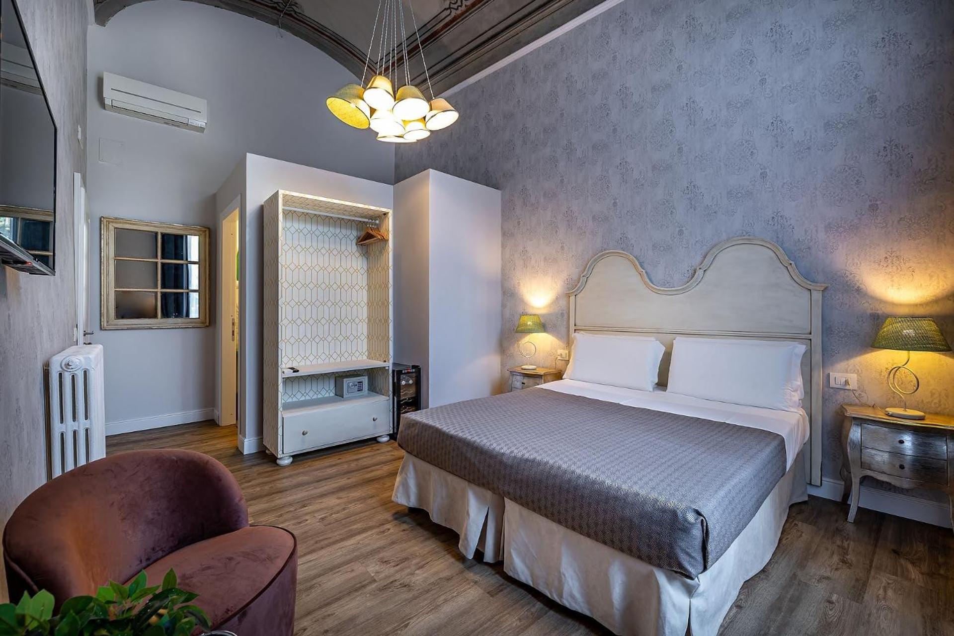 Deluxe Double or Twin Room photo 3
