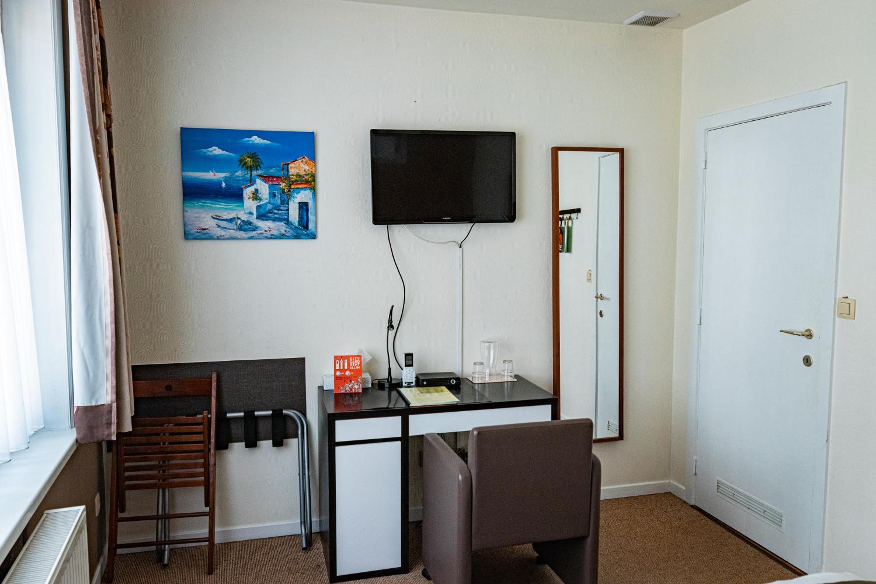 Long Stay Room Weekly