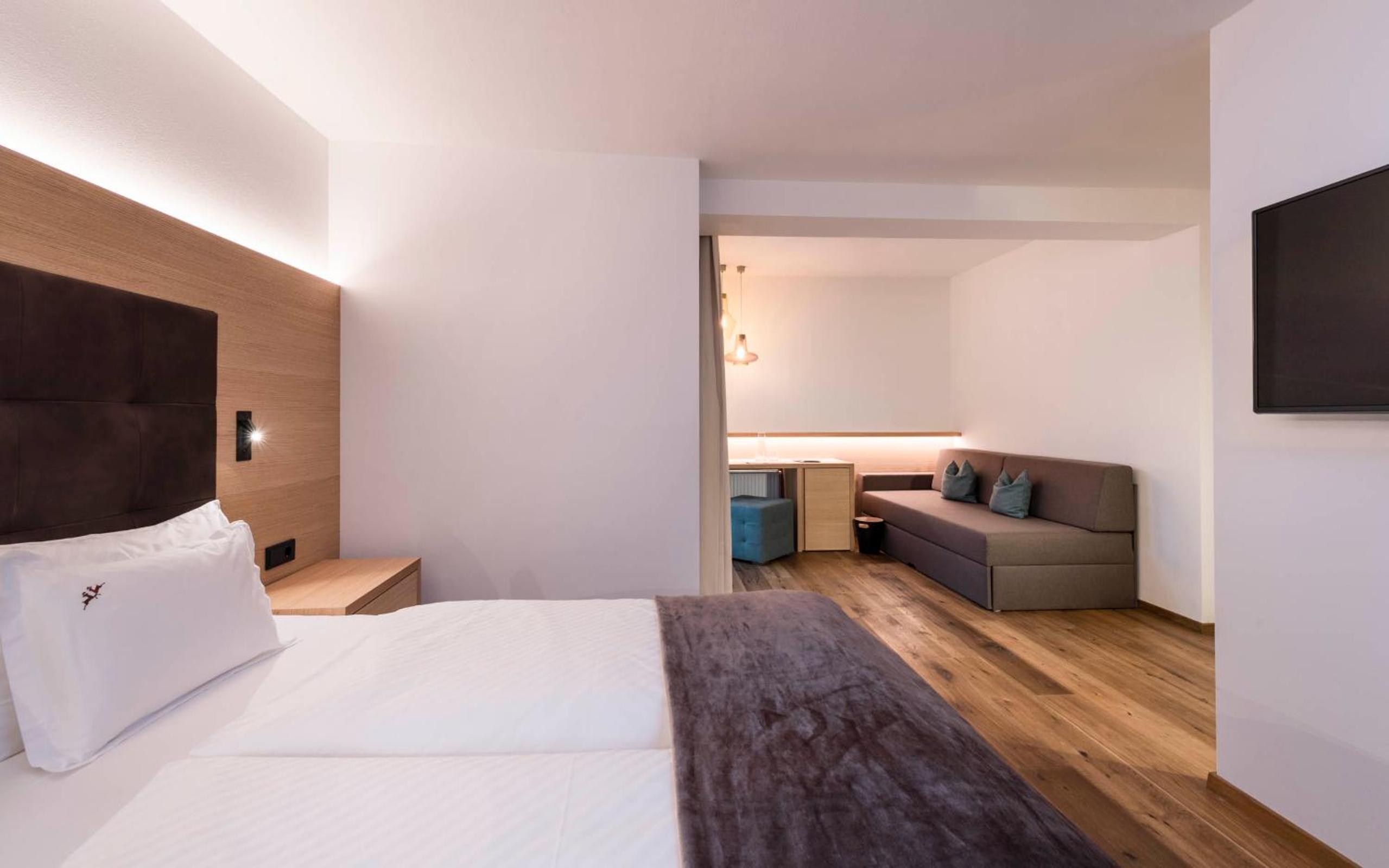 Deluxe Double or Twin Room