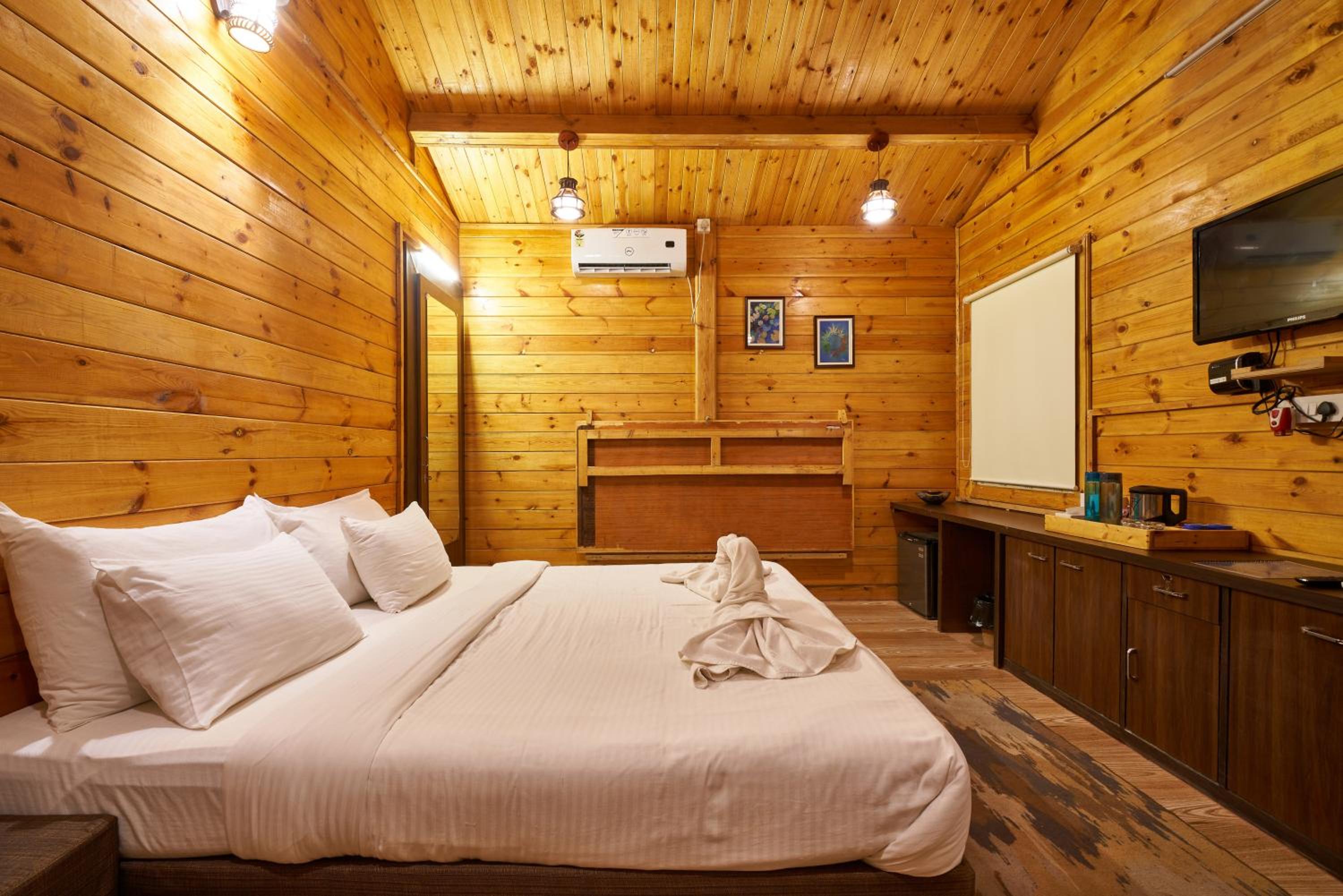 Executive Ac Chalet - Photo 13
