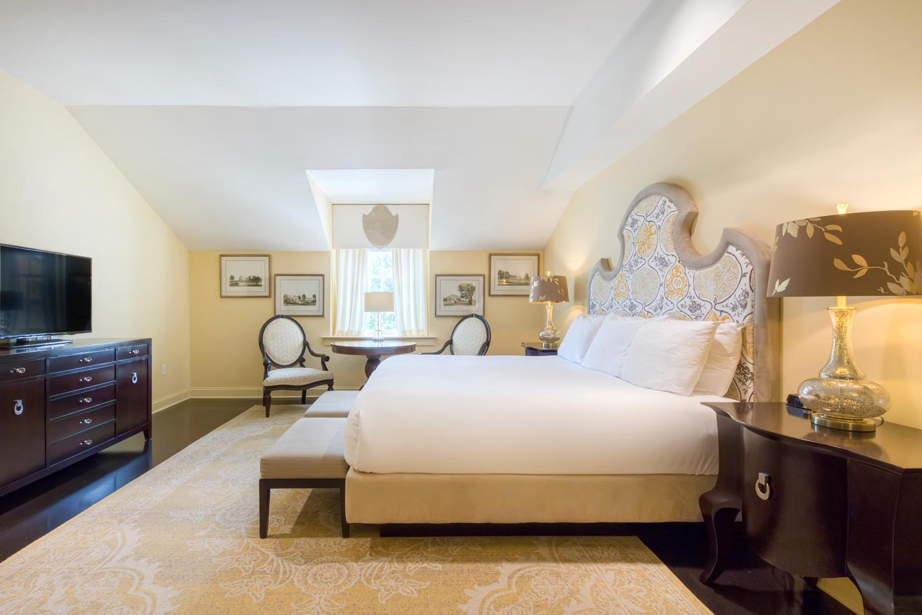 Superior King Room photo 2
