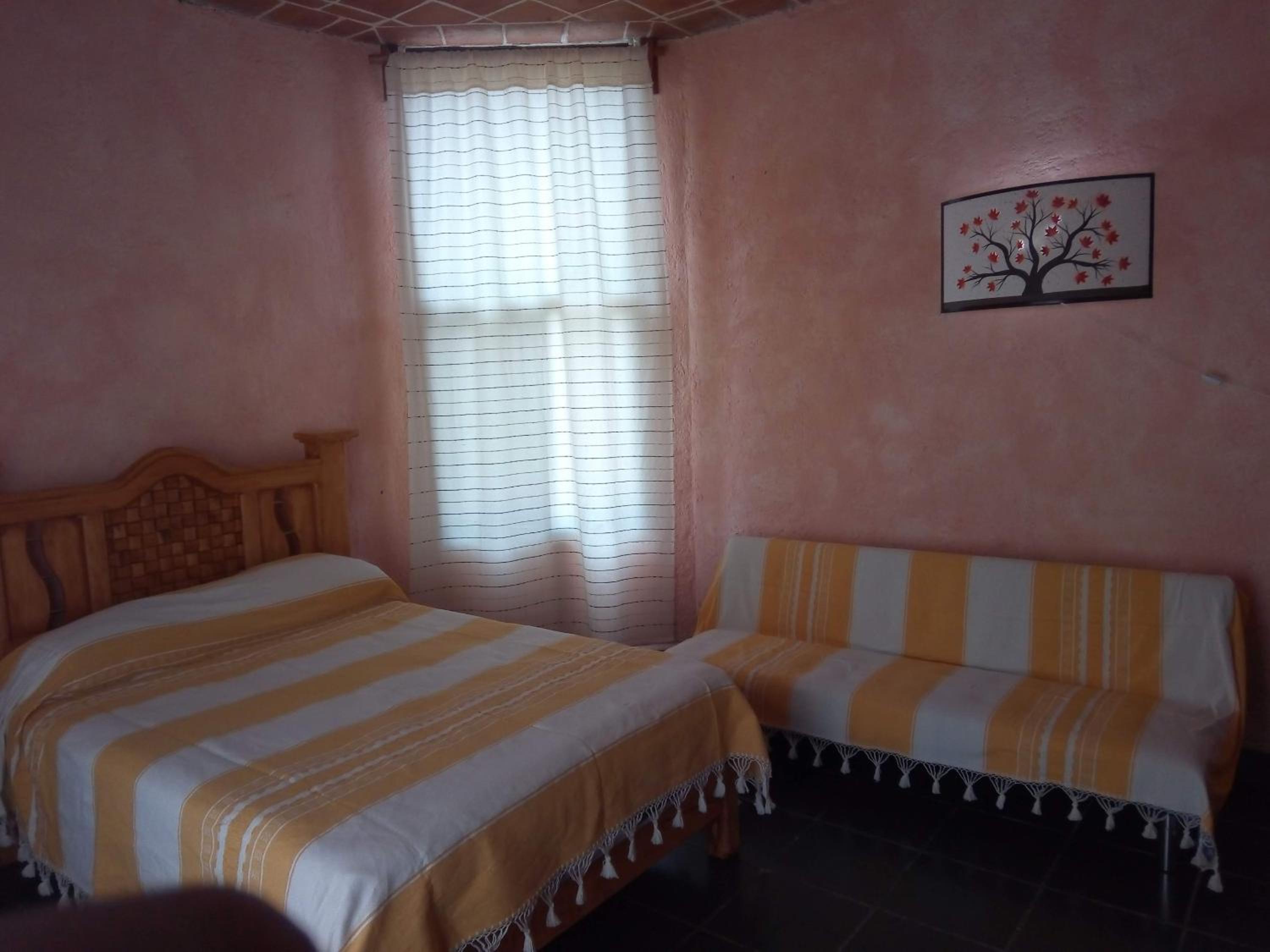 Double Room - Photo 2