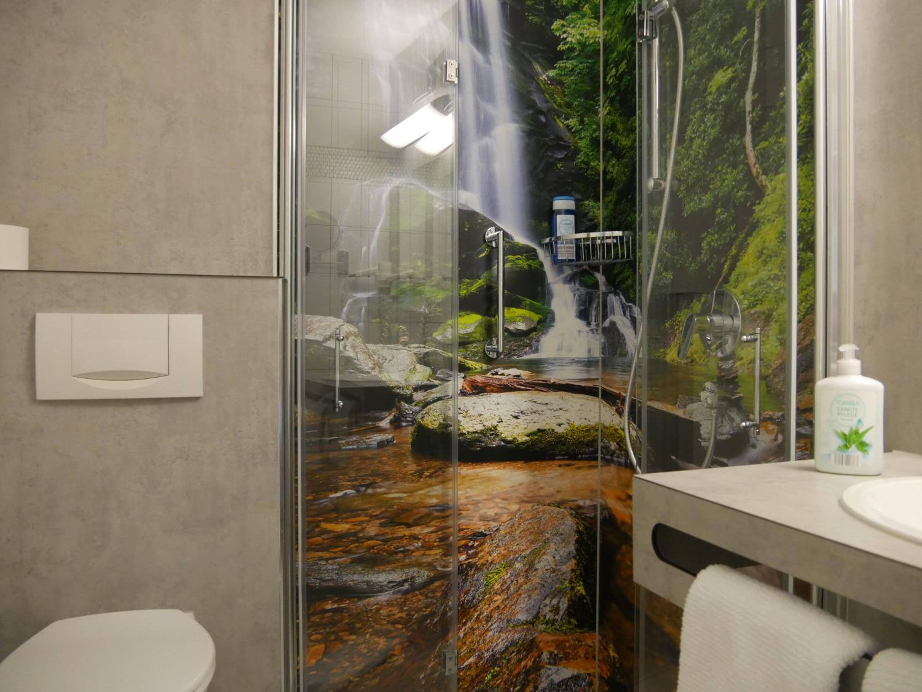 Double or Twin Room with Bathroom - Photo 3