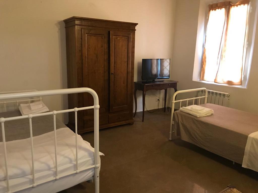 Twin Room With Private Bathroom