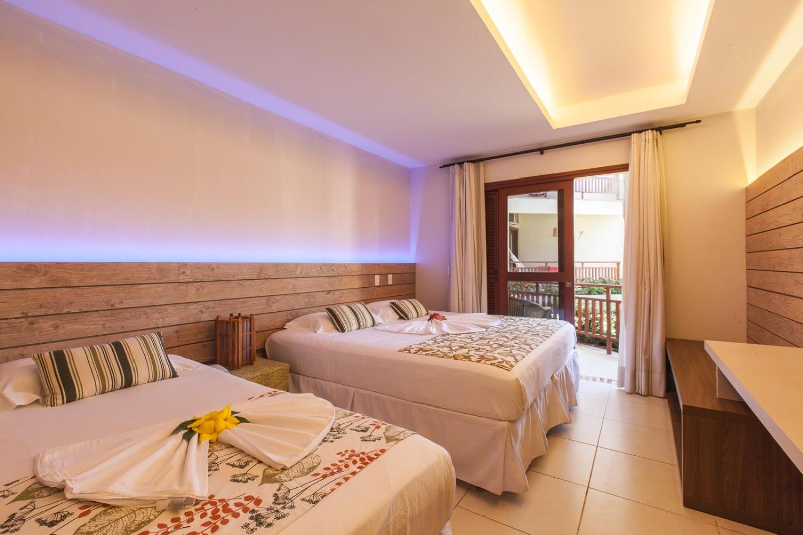 Deluxe Triple Room with Balcony photo 2