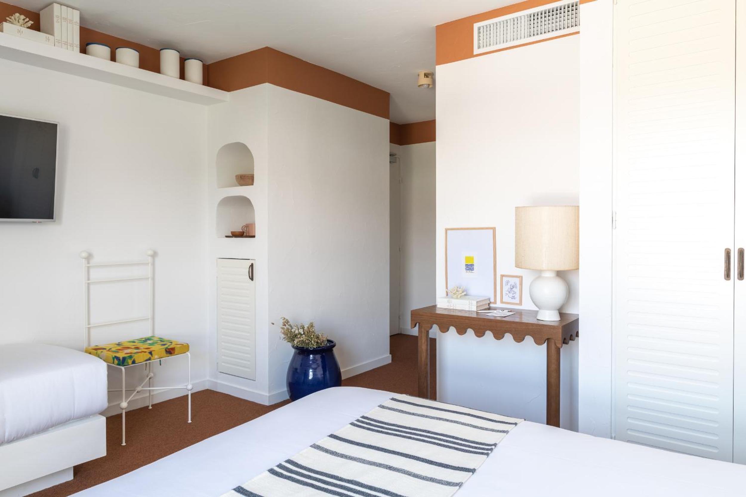 Superior Triple Room - Photo 10