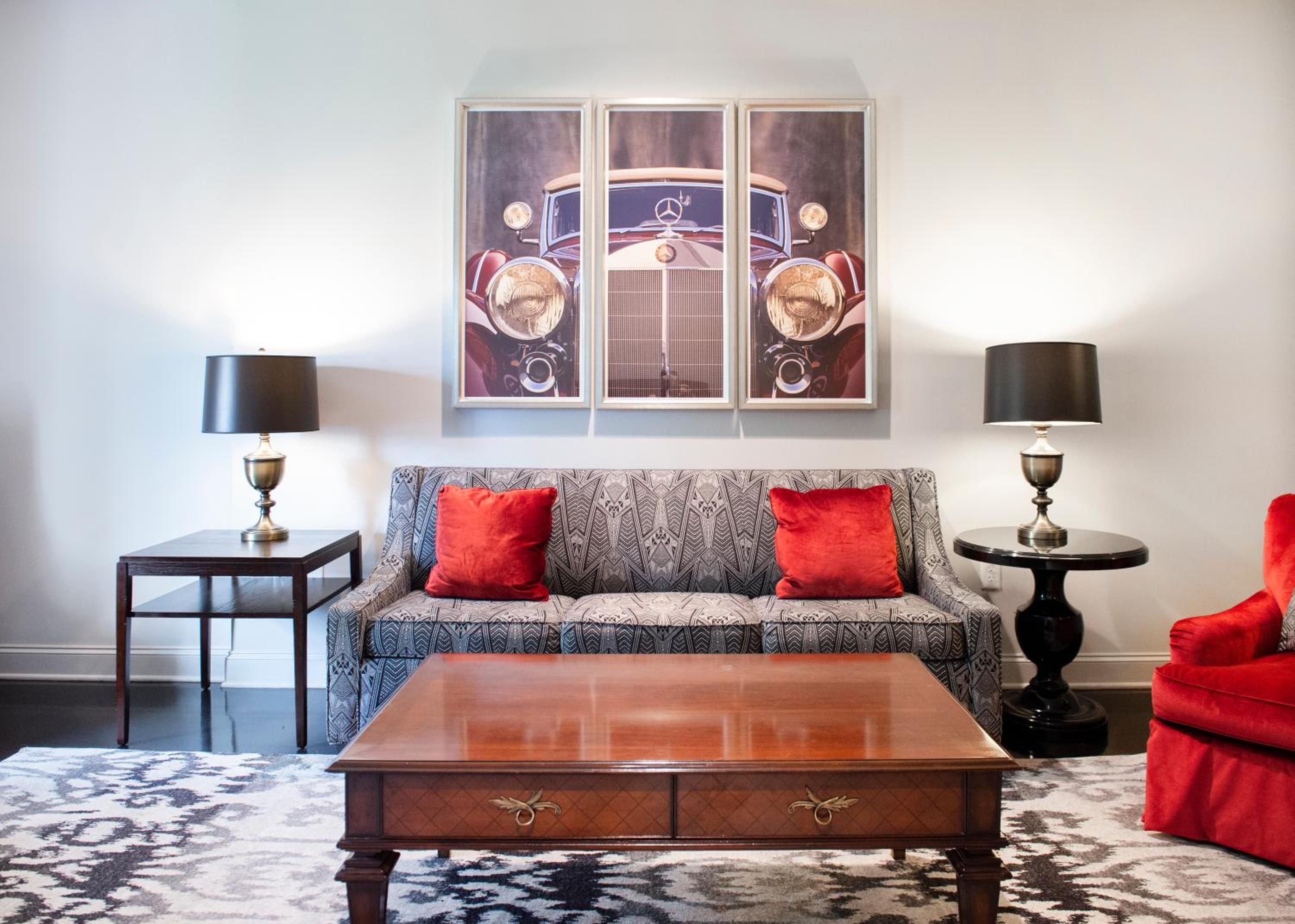 Superior King Suite photo 2