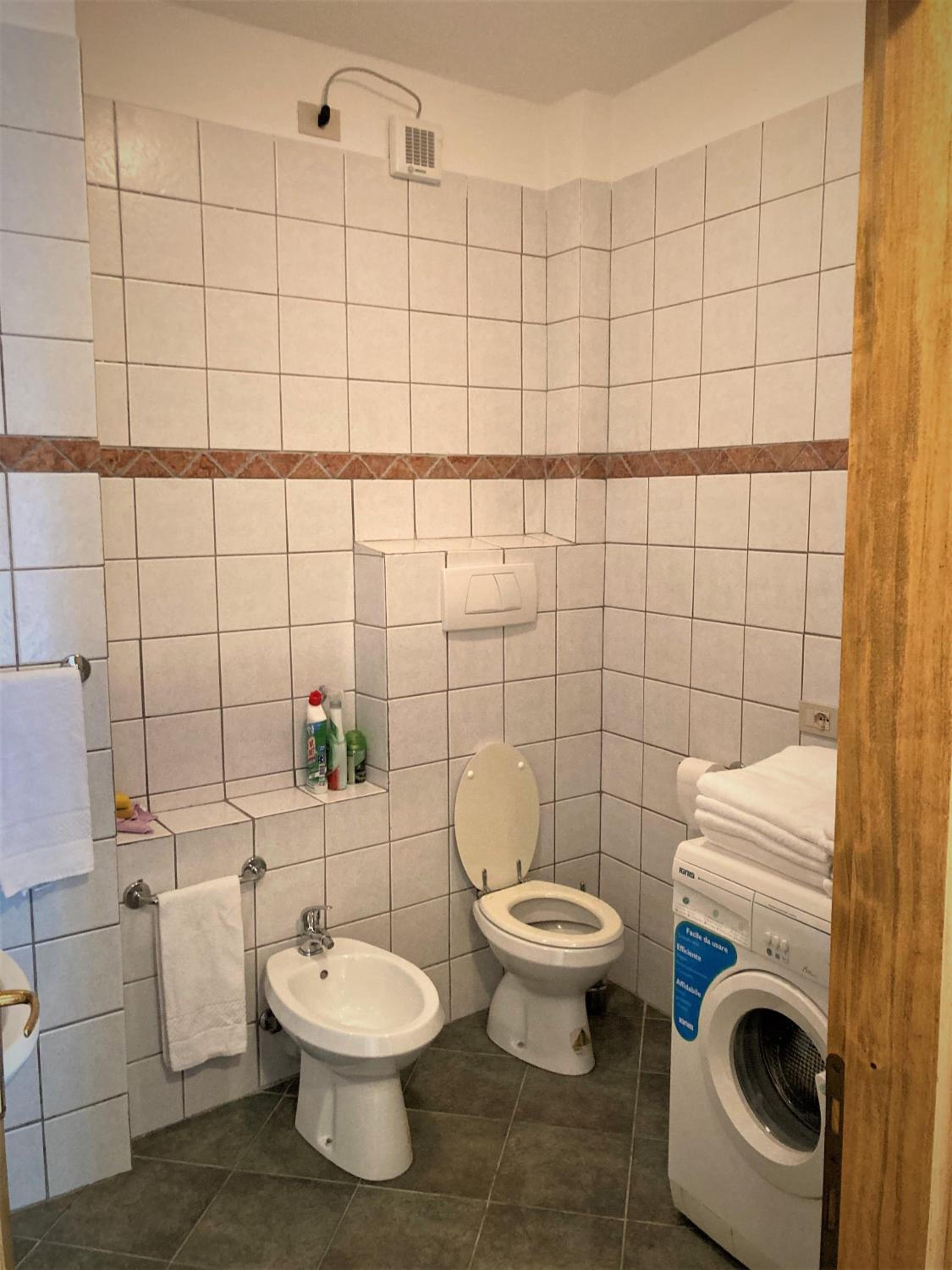 Two-Bedroom Apartment photo 2