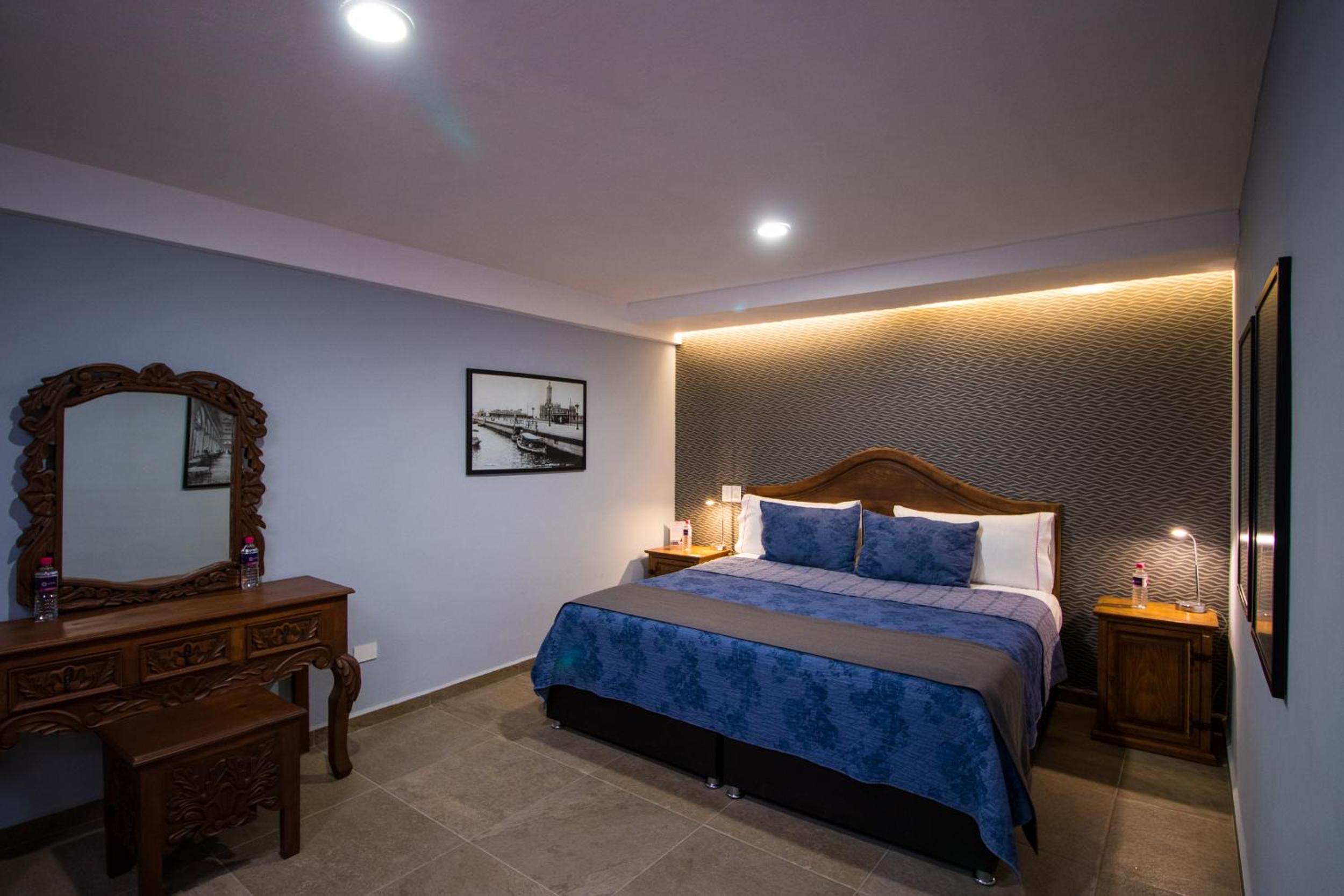 Deluxe Suite - Photo 7