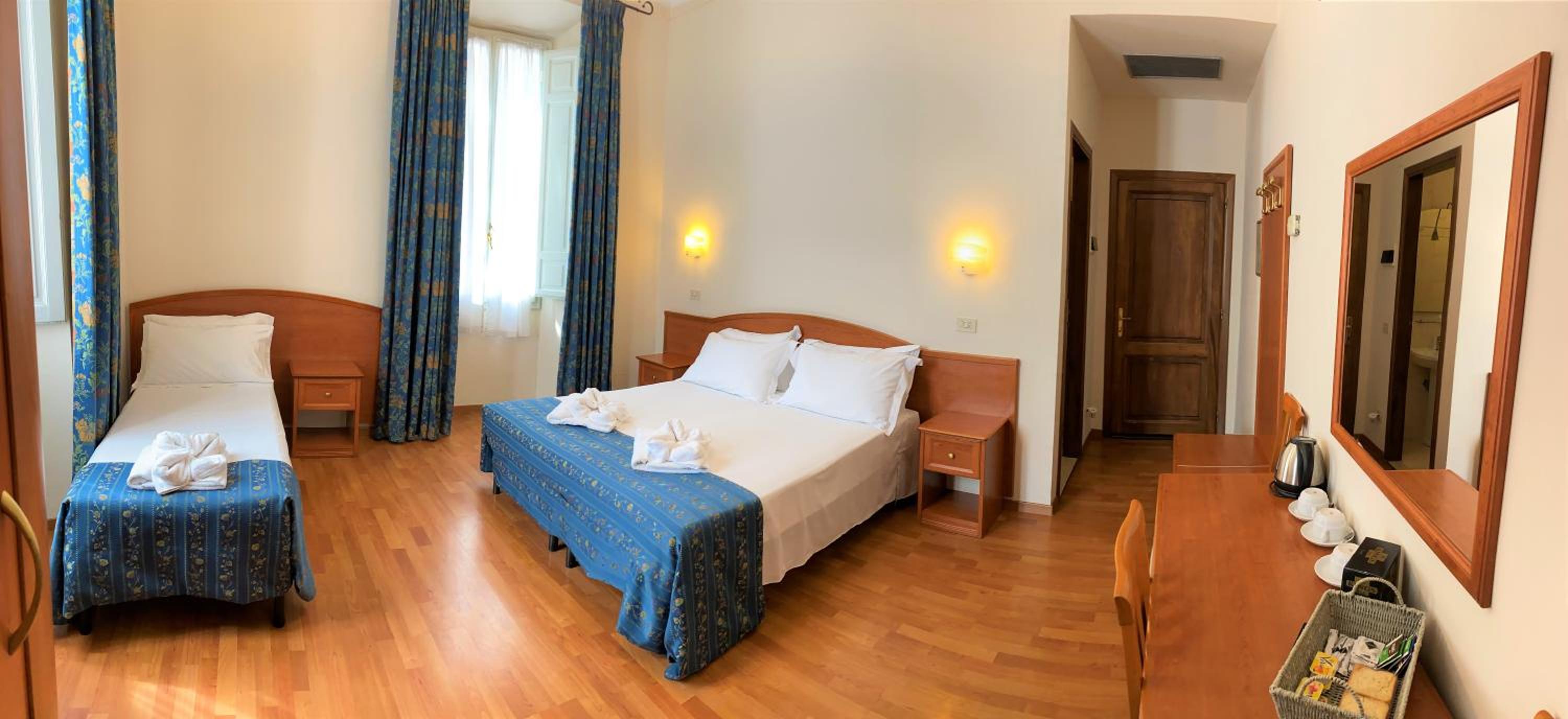Comfort Triple Room photo 3