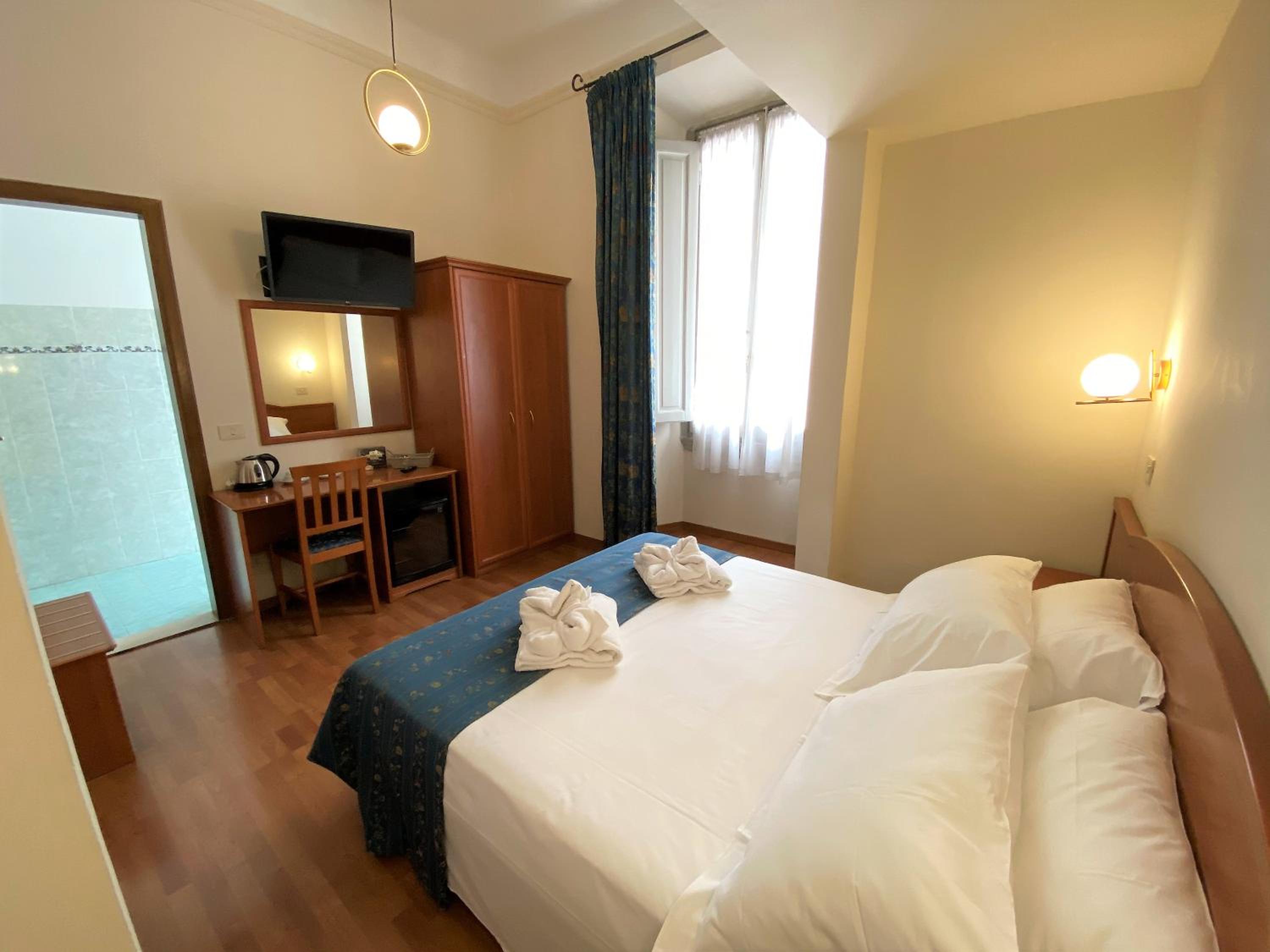 Standard Double Room photo 1
