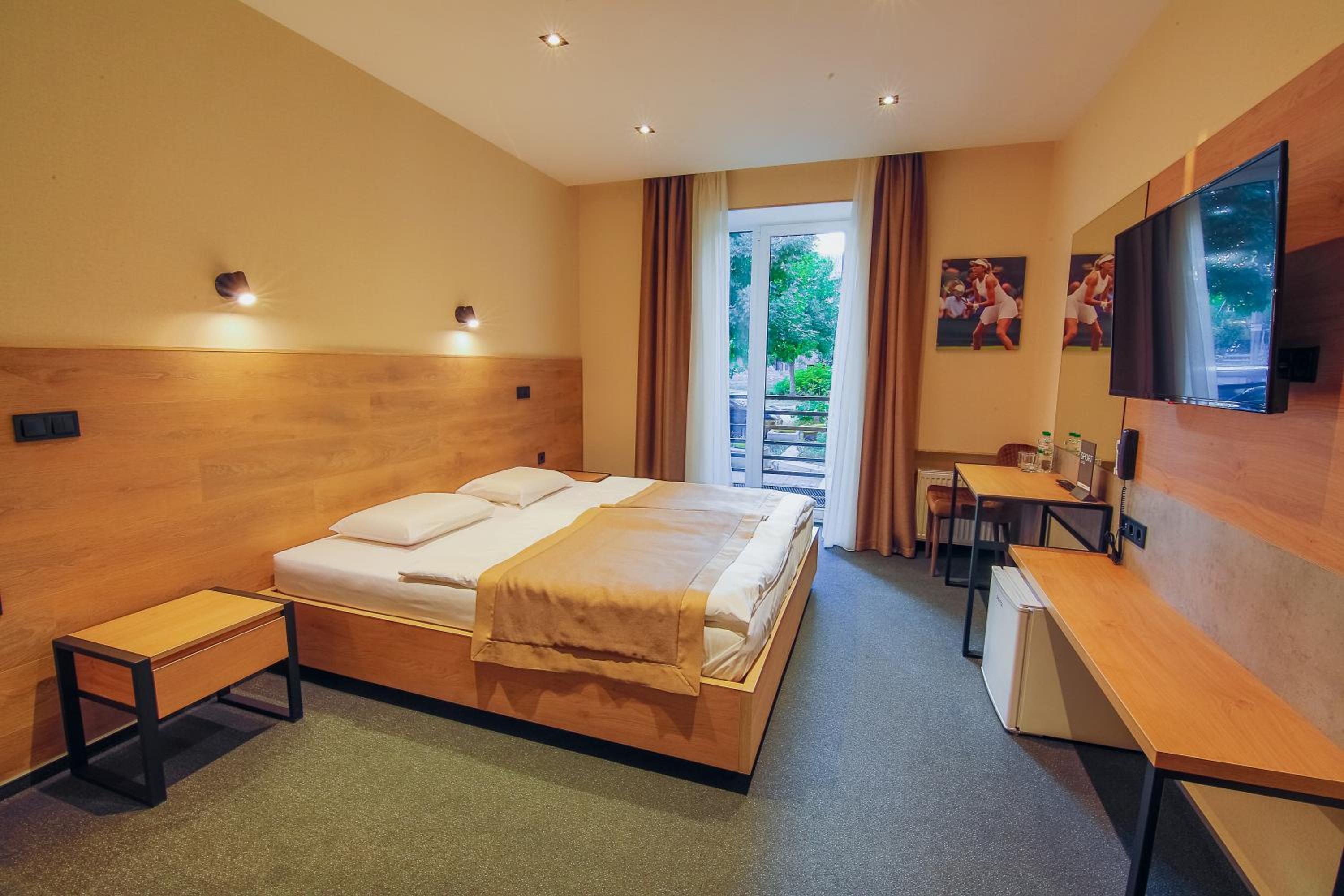 Deluxe Double or Twin Room with Balcony photo 1