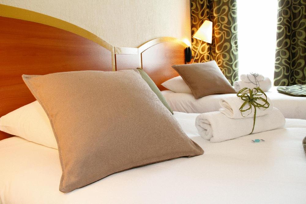 Twin Room - Photo 4