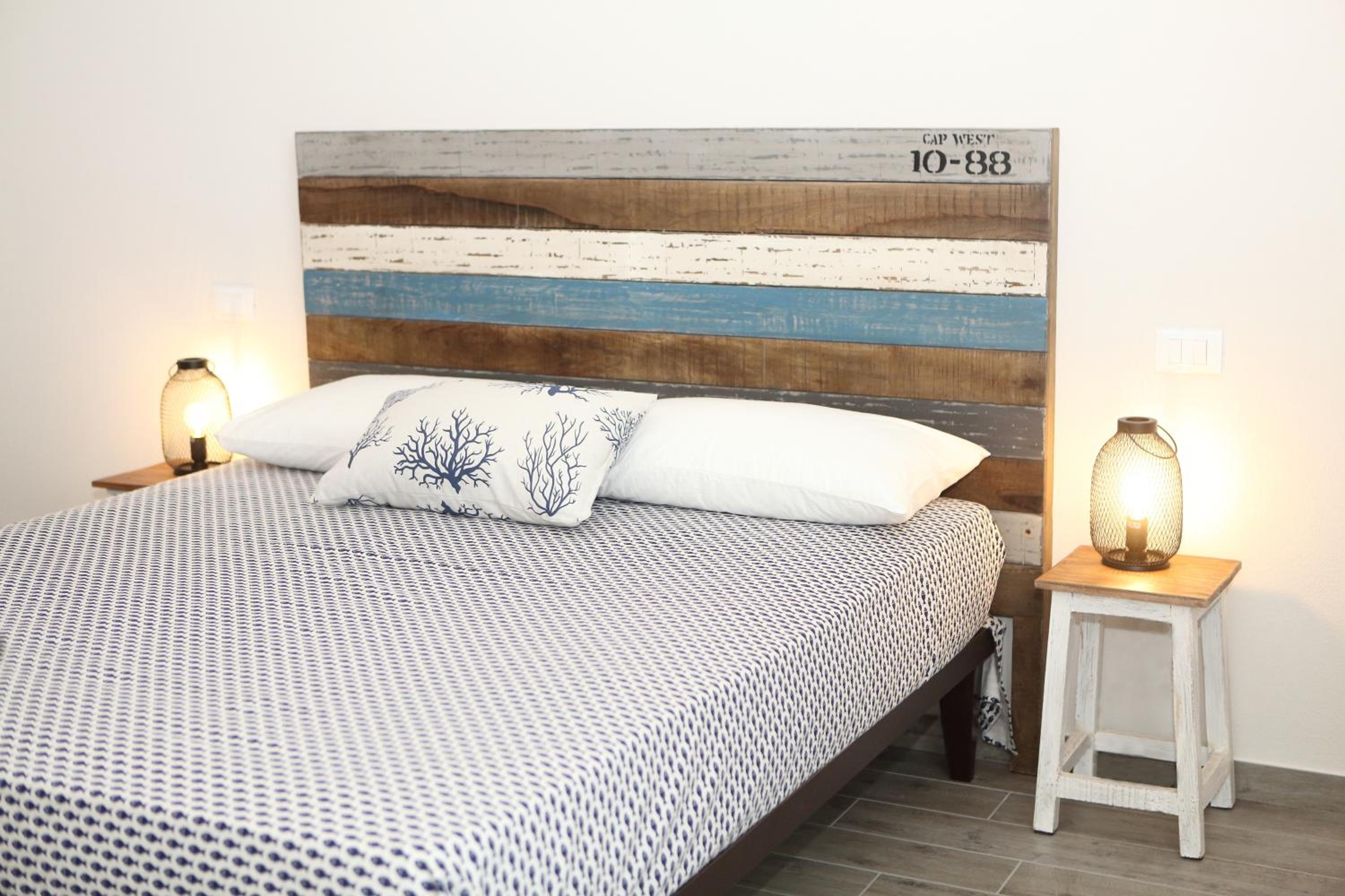 Triple Room with Private Bathroom - Photo 1