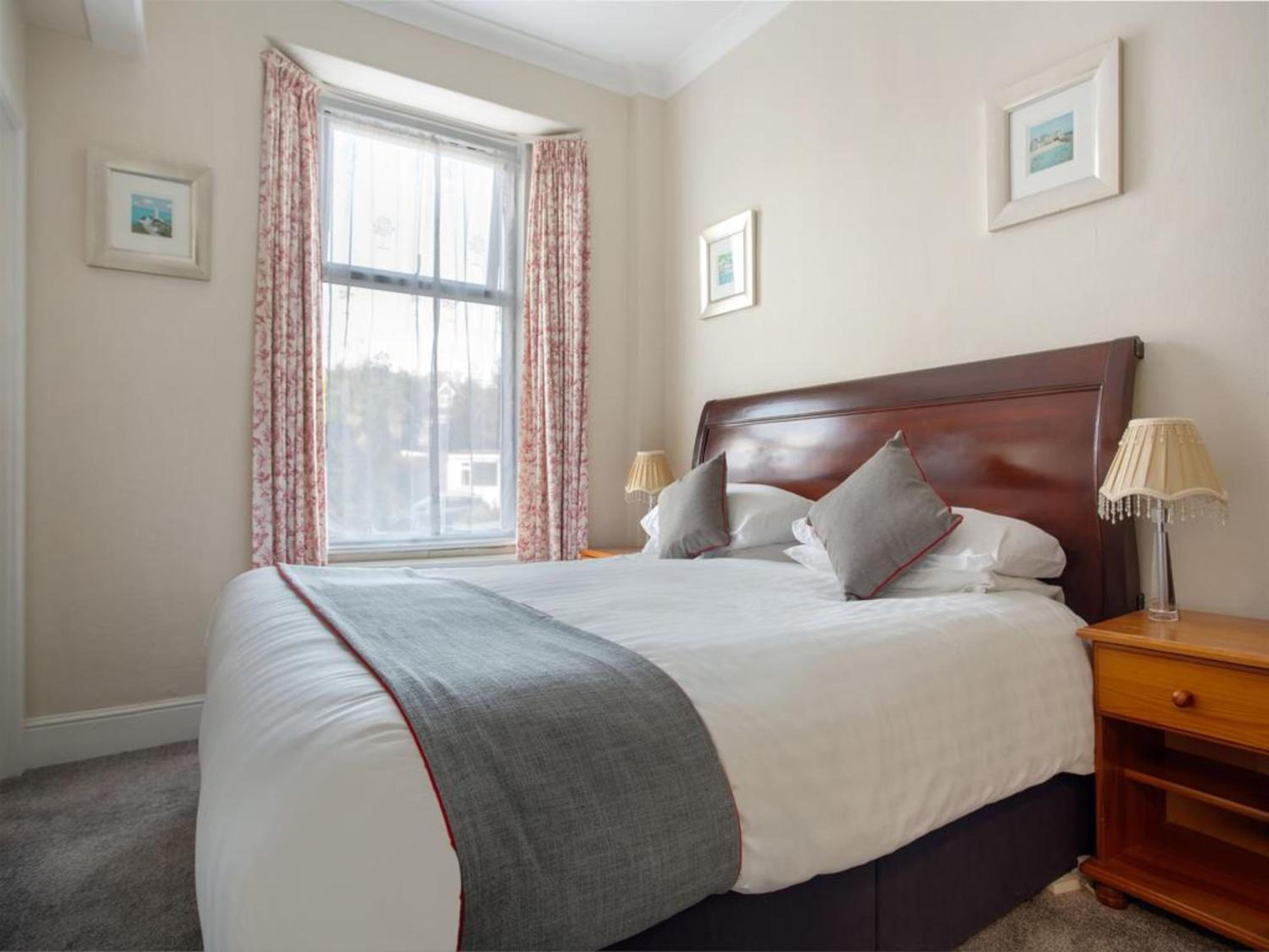 Deluxe Double Room - Photo 4