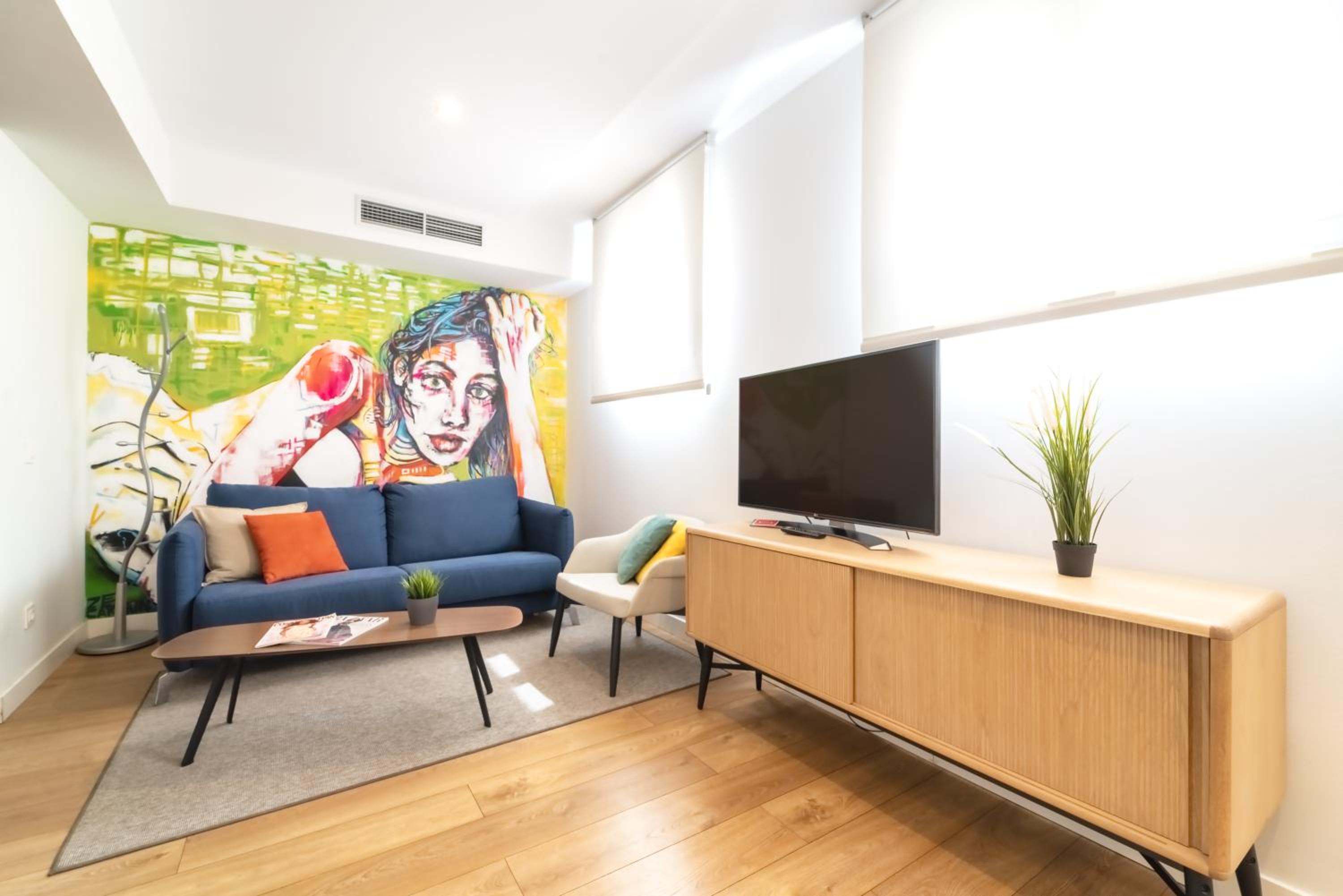 One-Bedroom Apartment - Photo 6