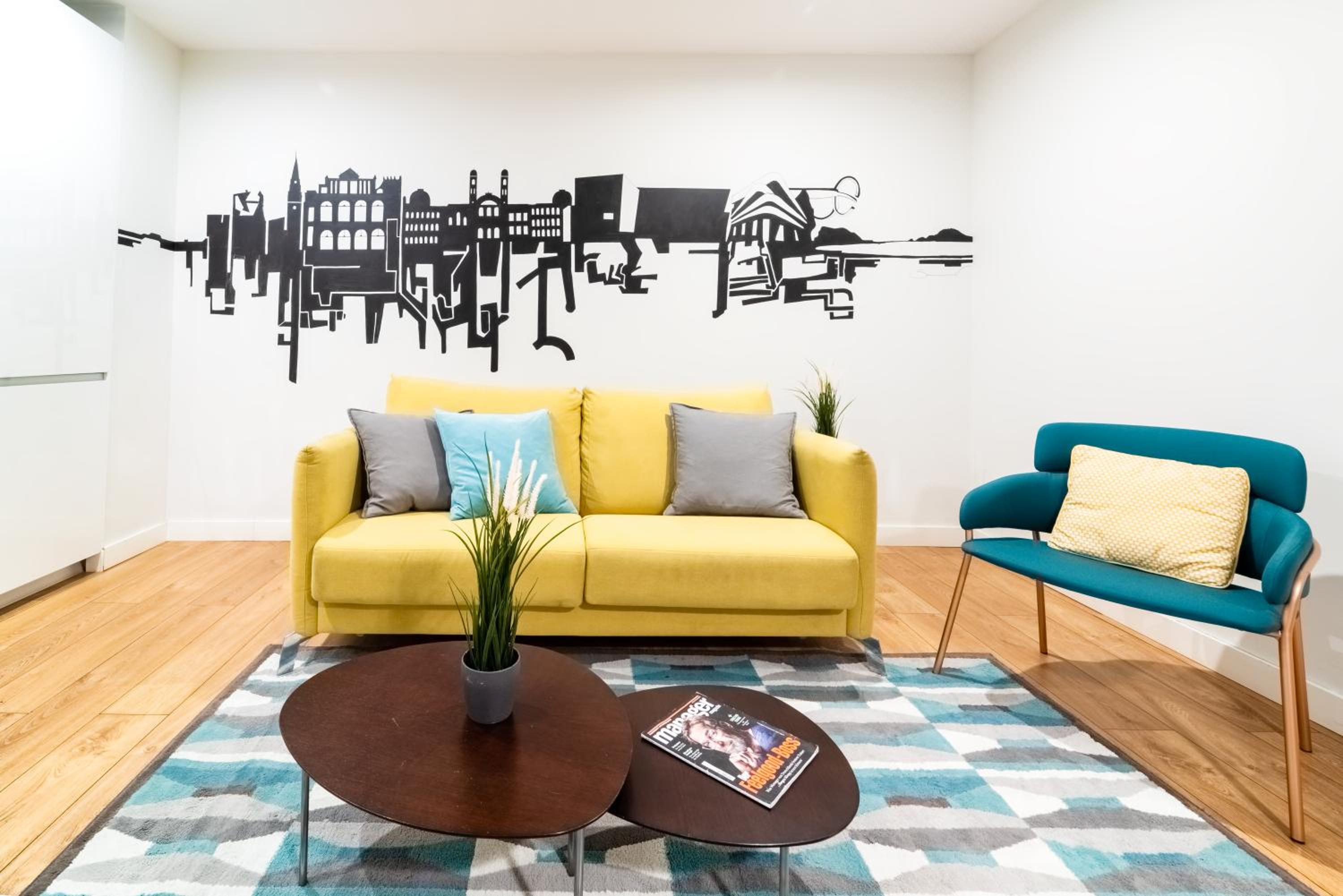 One-Bedroom Apartment - Photo 4
