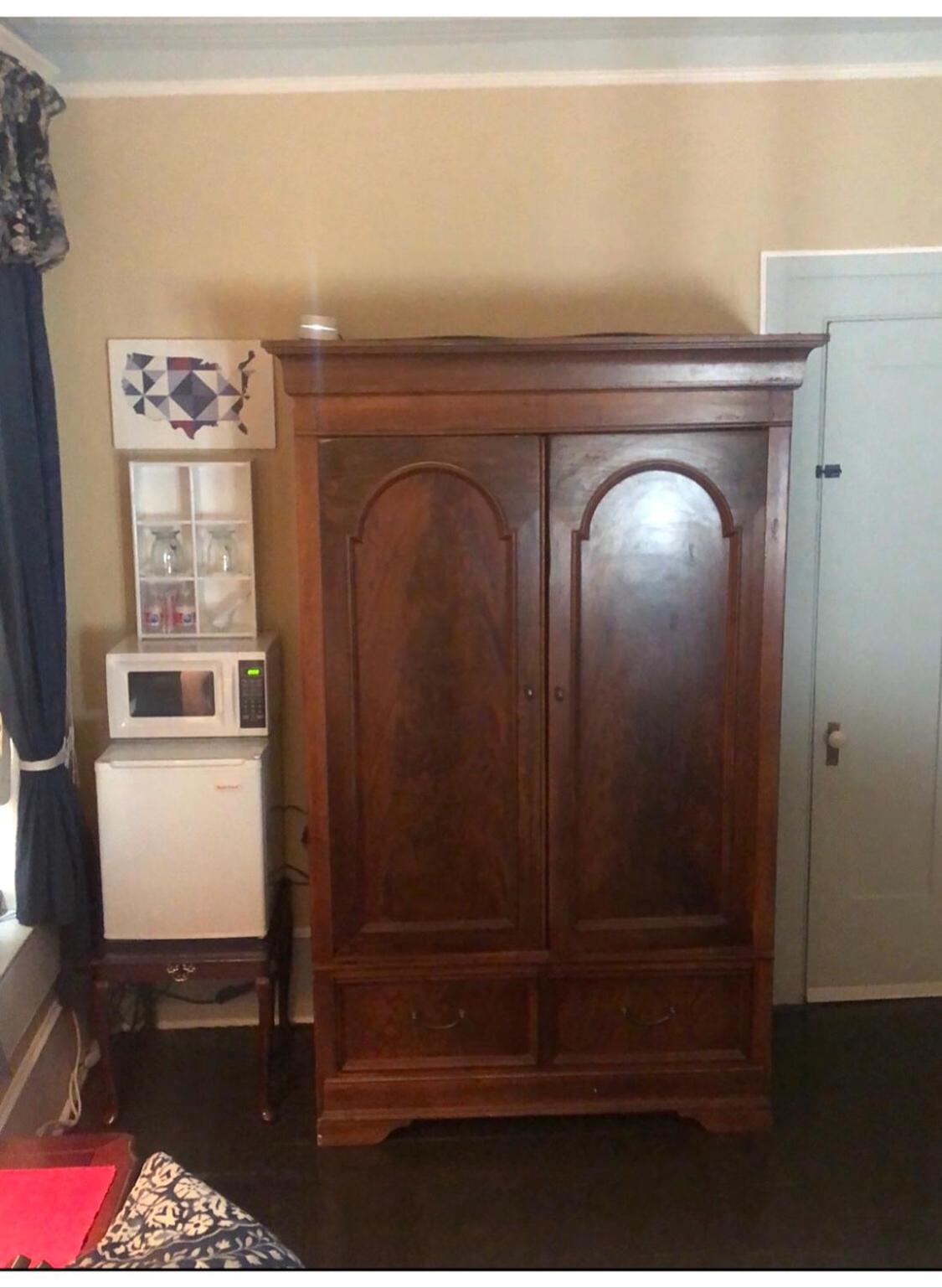 Standard King Room photo 3