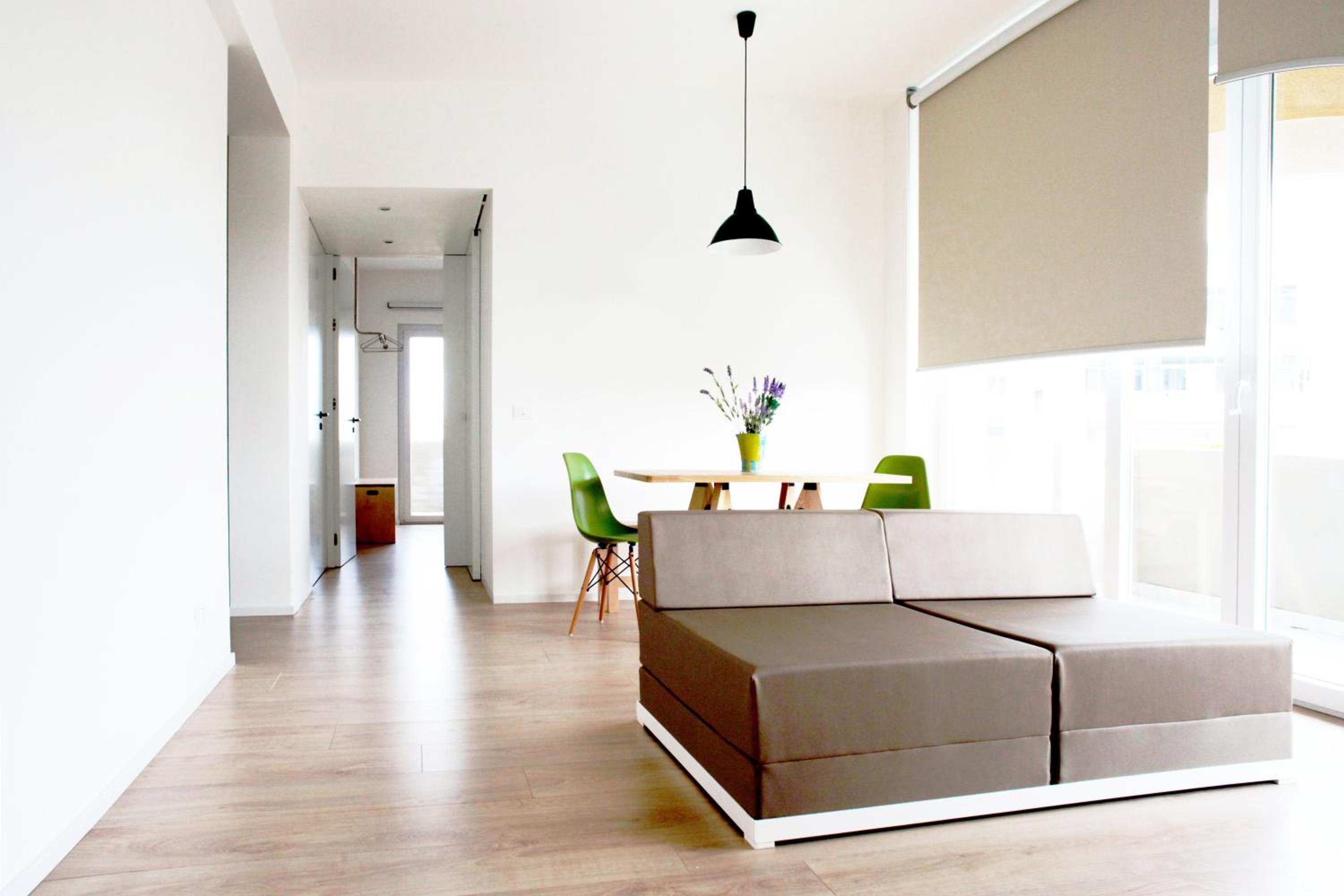Two-Bedroom Apartment with Mountain View photo 1